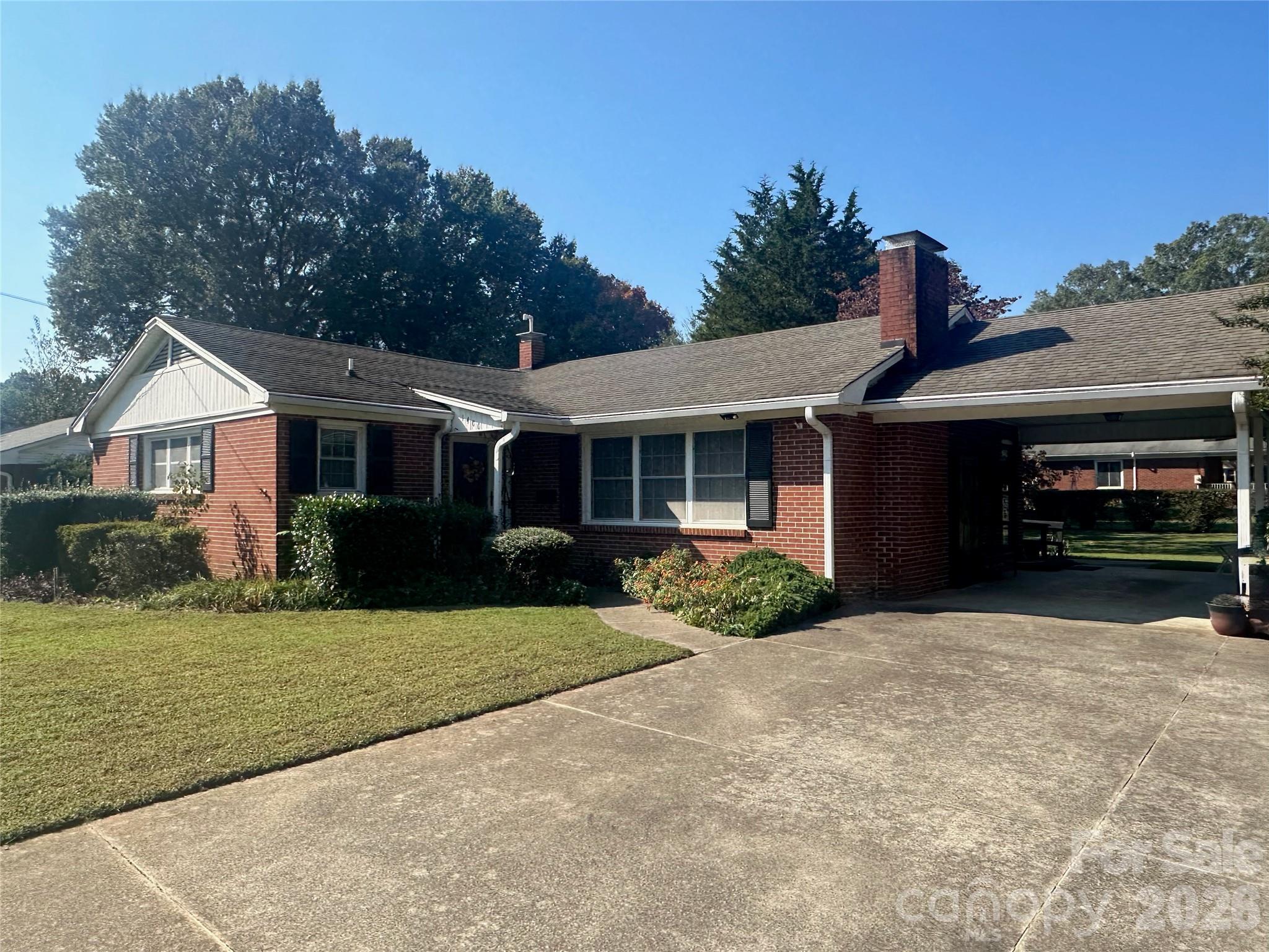 1400 Capri Road