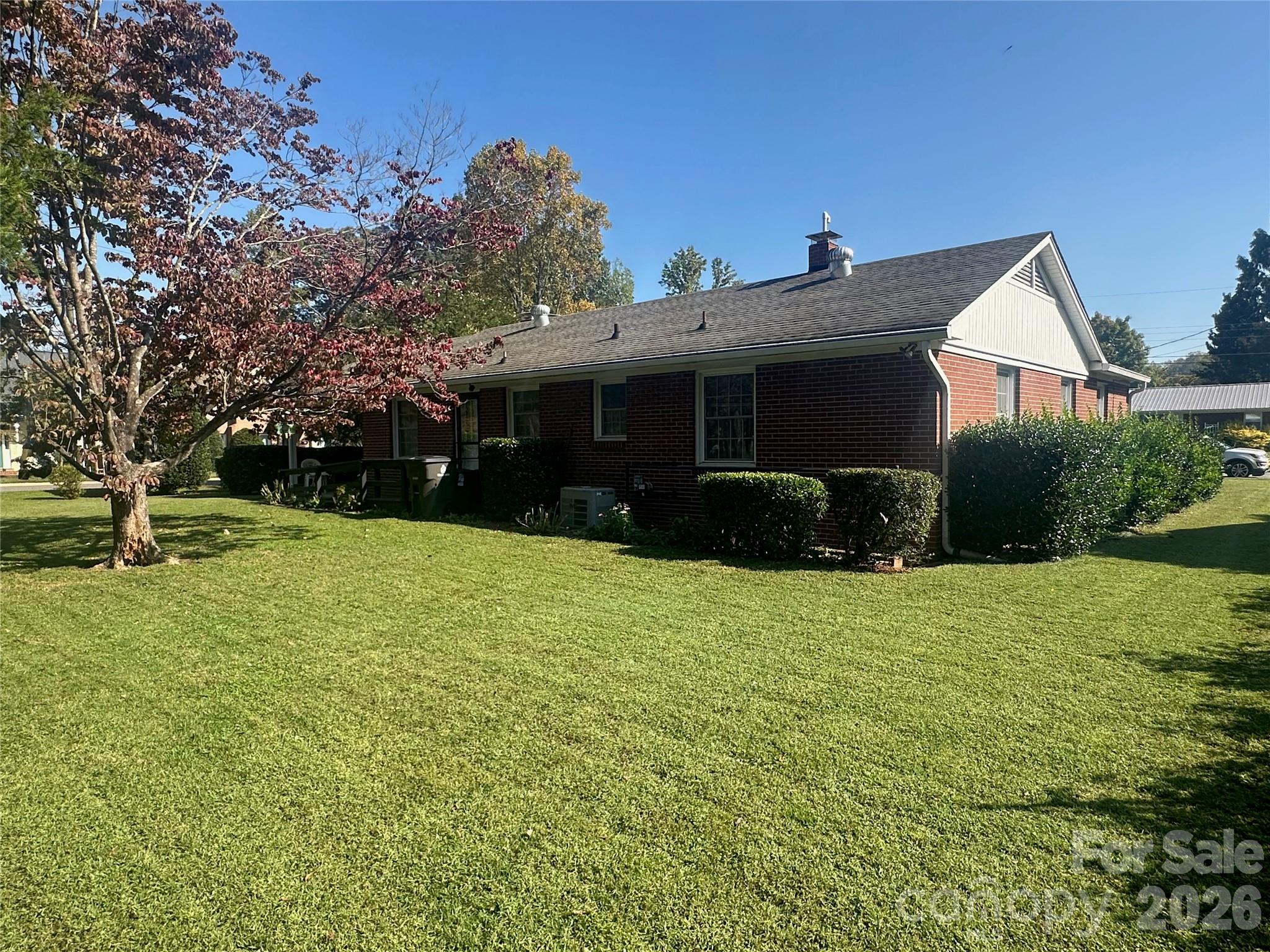 Rear view - 1400 Capri Road, Winston Salem