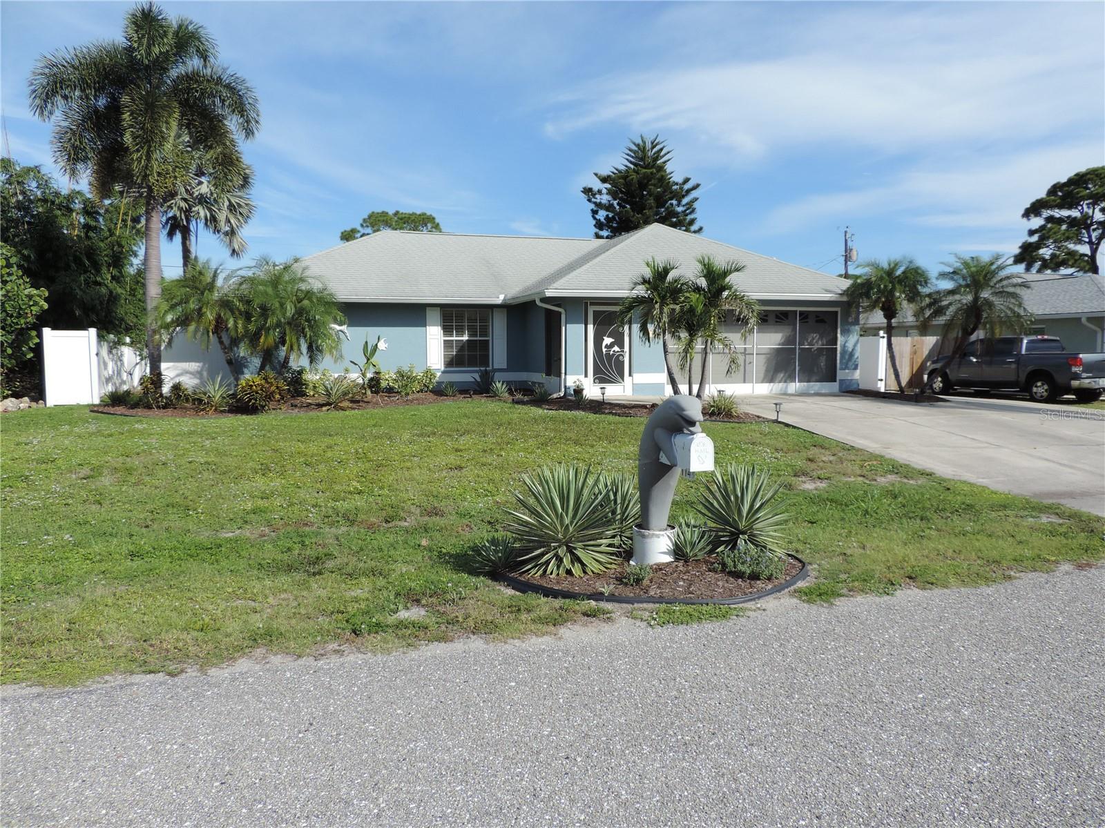 1148 ROYAL RD