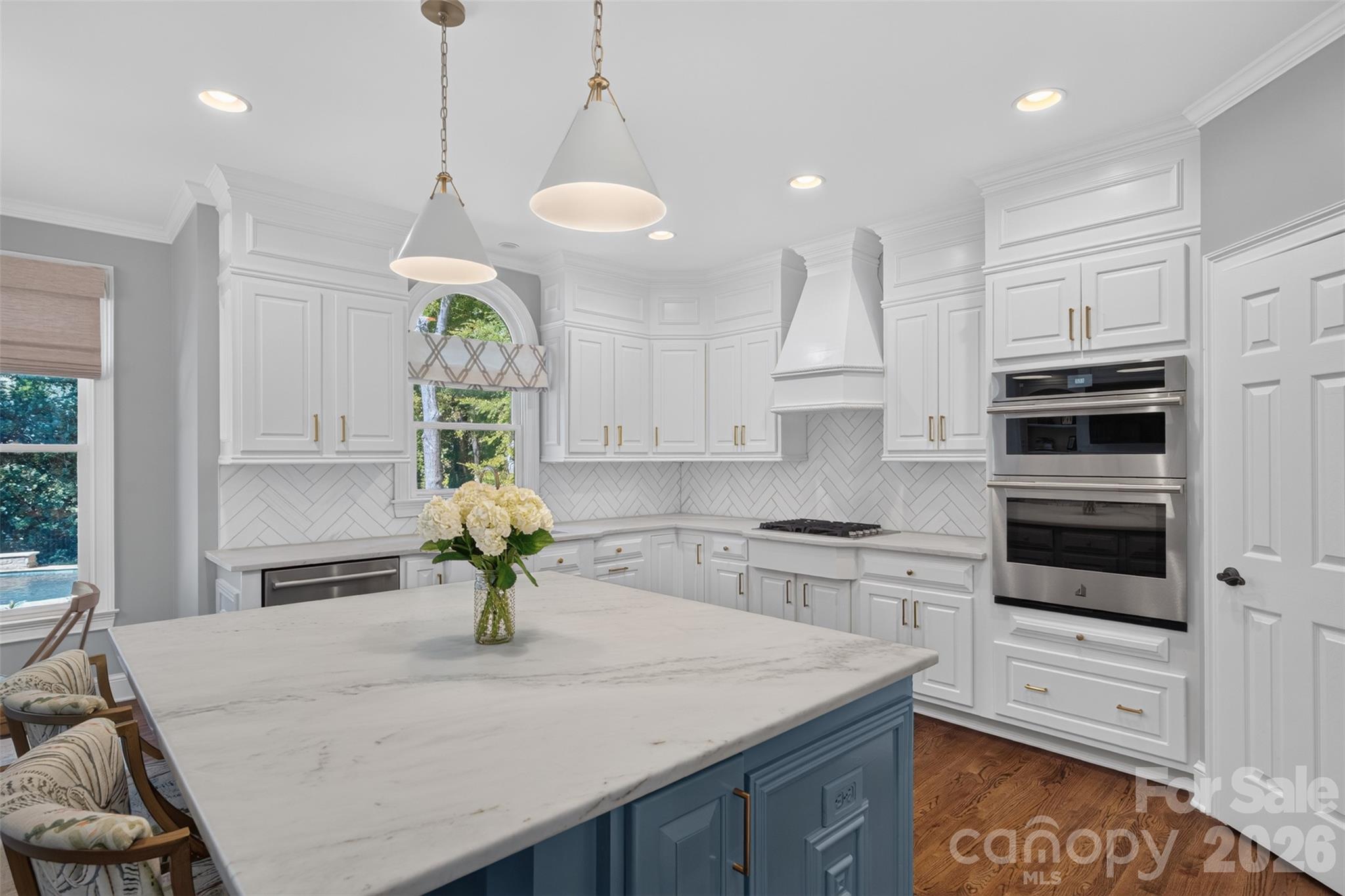 Single Family Residence at 8634 Woodmere Crossing Lane, Charlotte, photo 11 of 48
