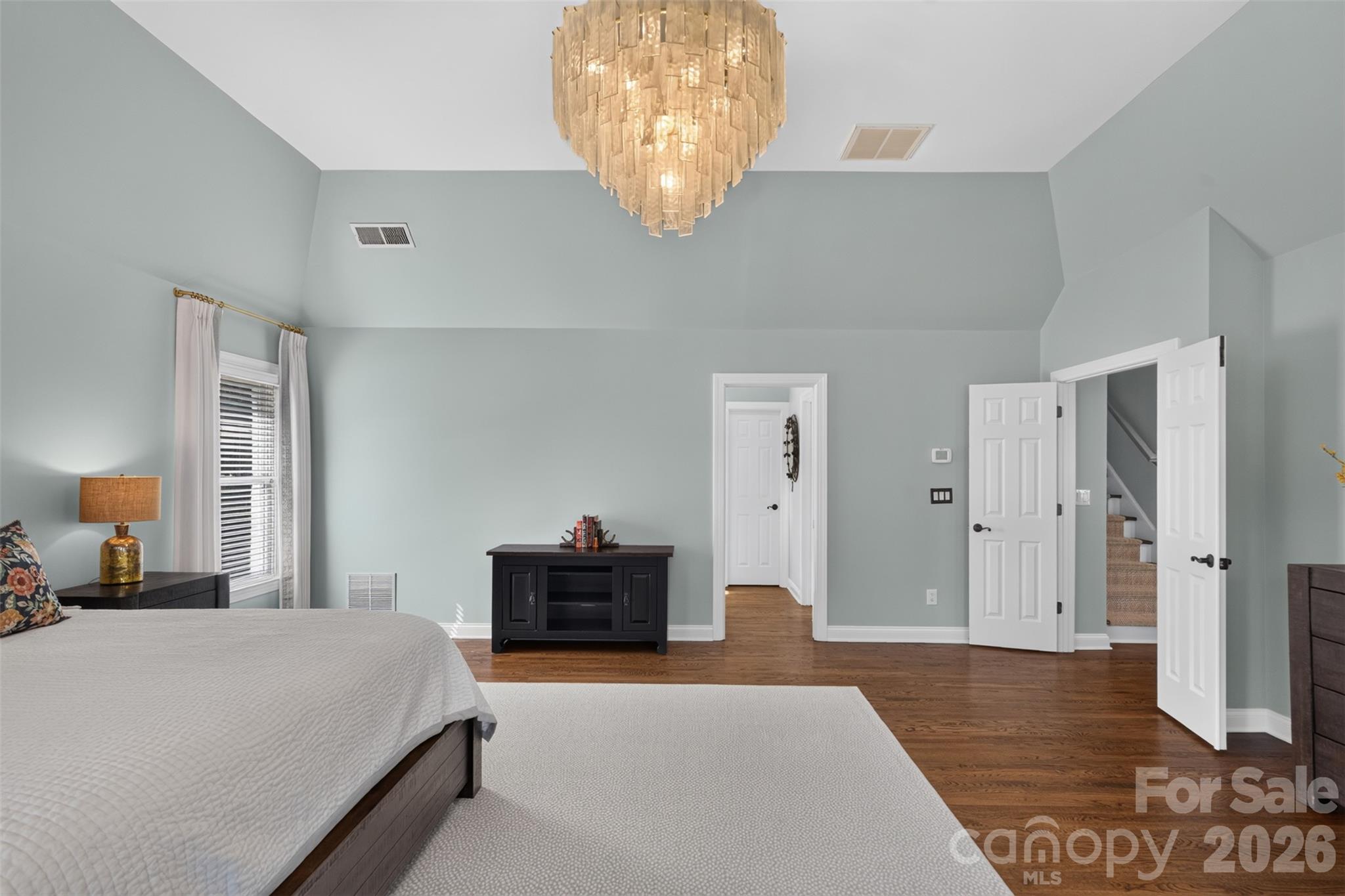 Single Family Residence at 8634 Woodmere Crossing Lane, Charlotte, photo 25 of 48