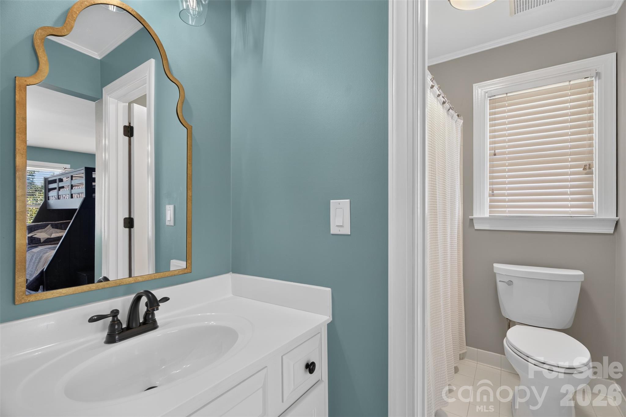 Single Family Residence at 8634 Woodmere Crossing Lane, Charlotte, photo 31 of 48