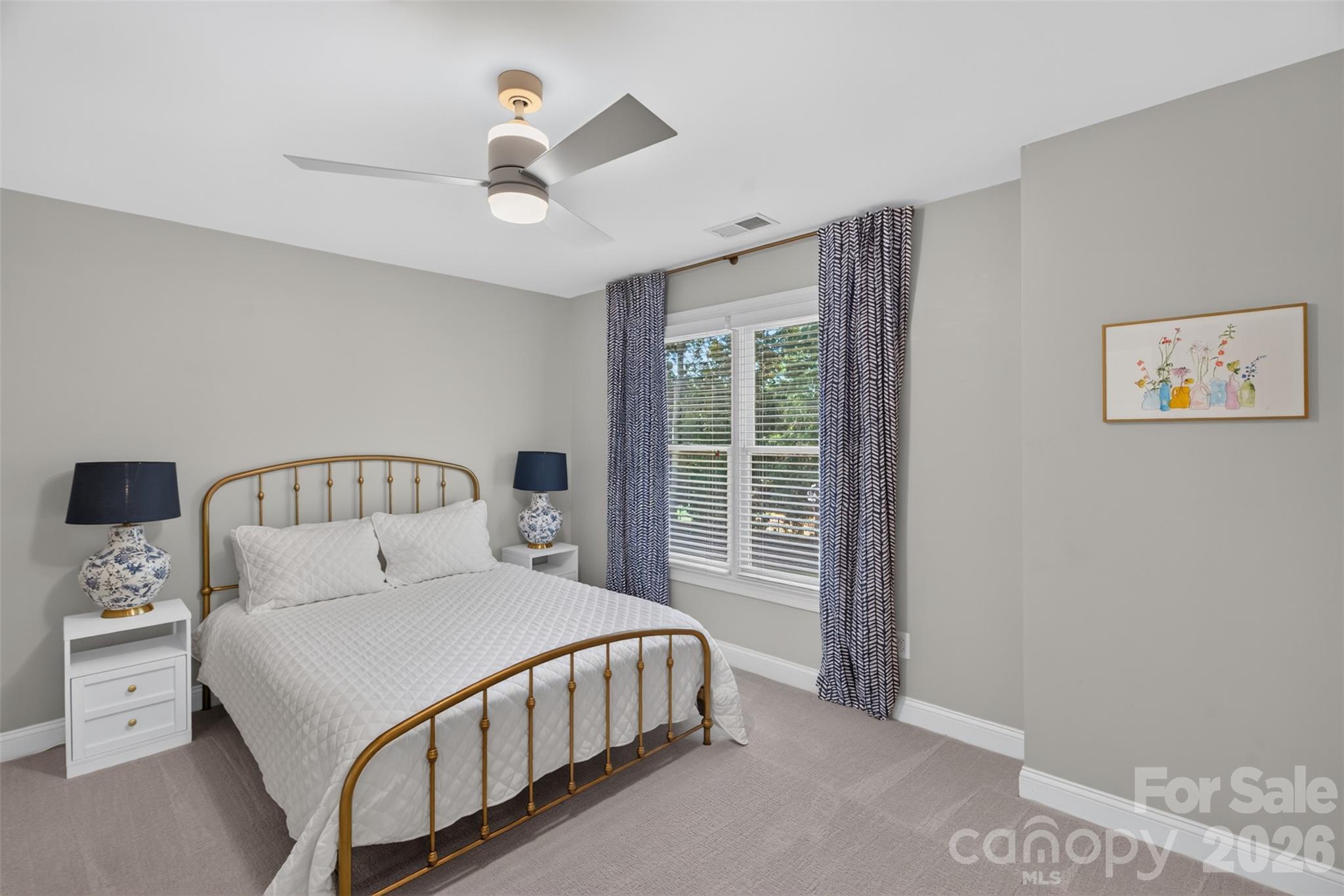 Single Family Residence at 8634 Woodmere Crossing Lane, Charlotte, photo 33 of 48