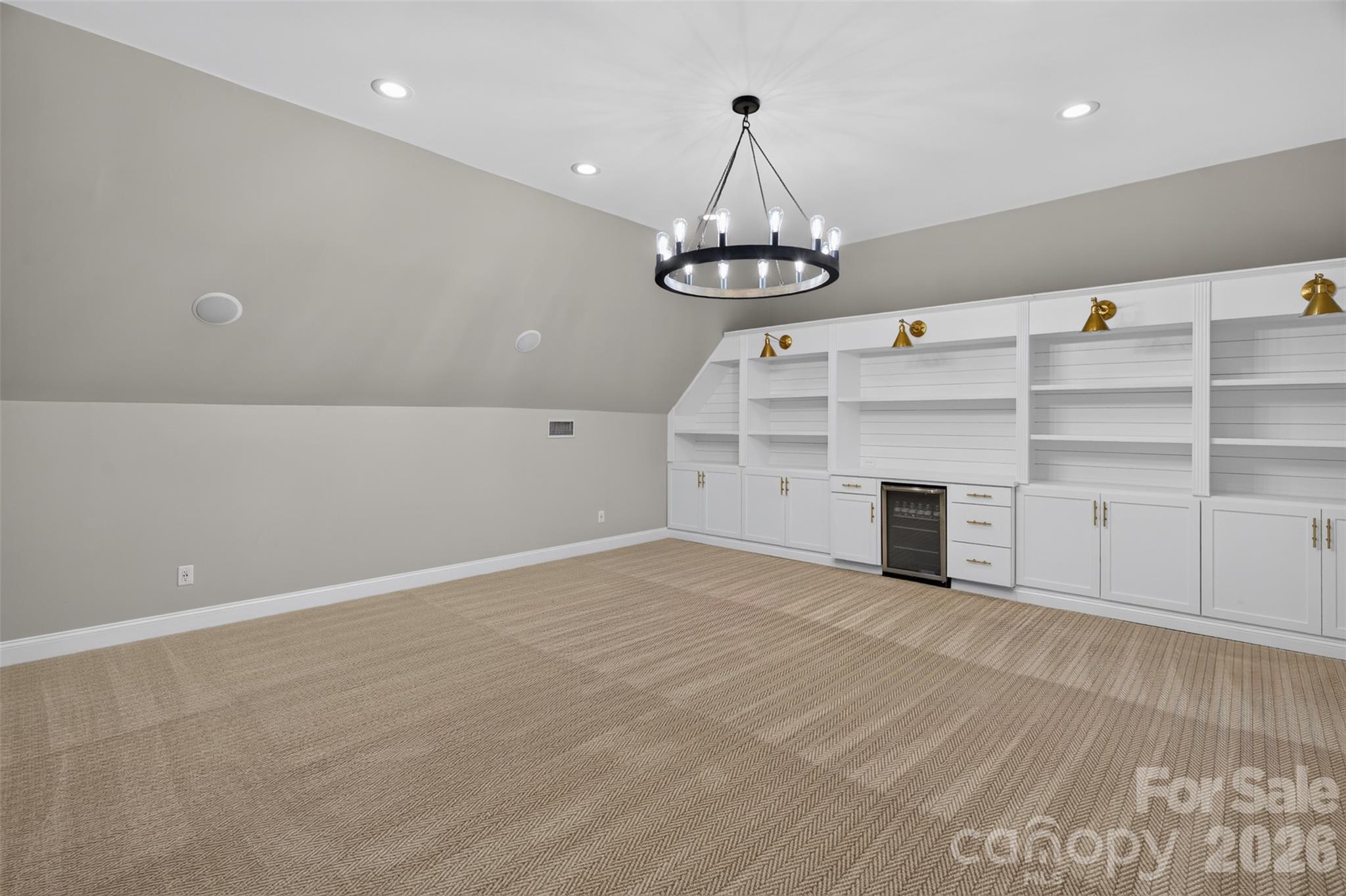Single Family Residence at 8634 Woodmere Crossing Lane, Charlotte, photo 36 of 48