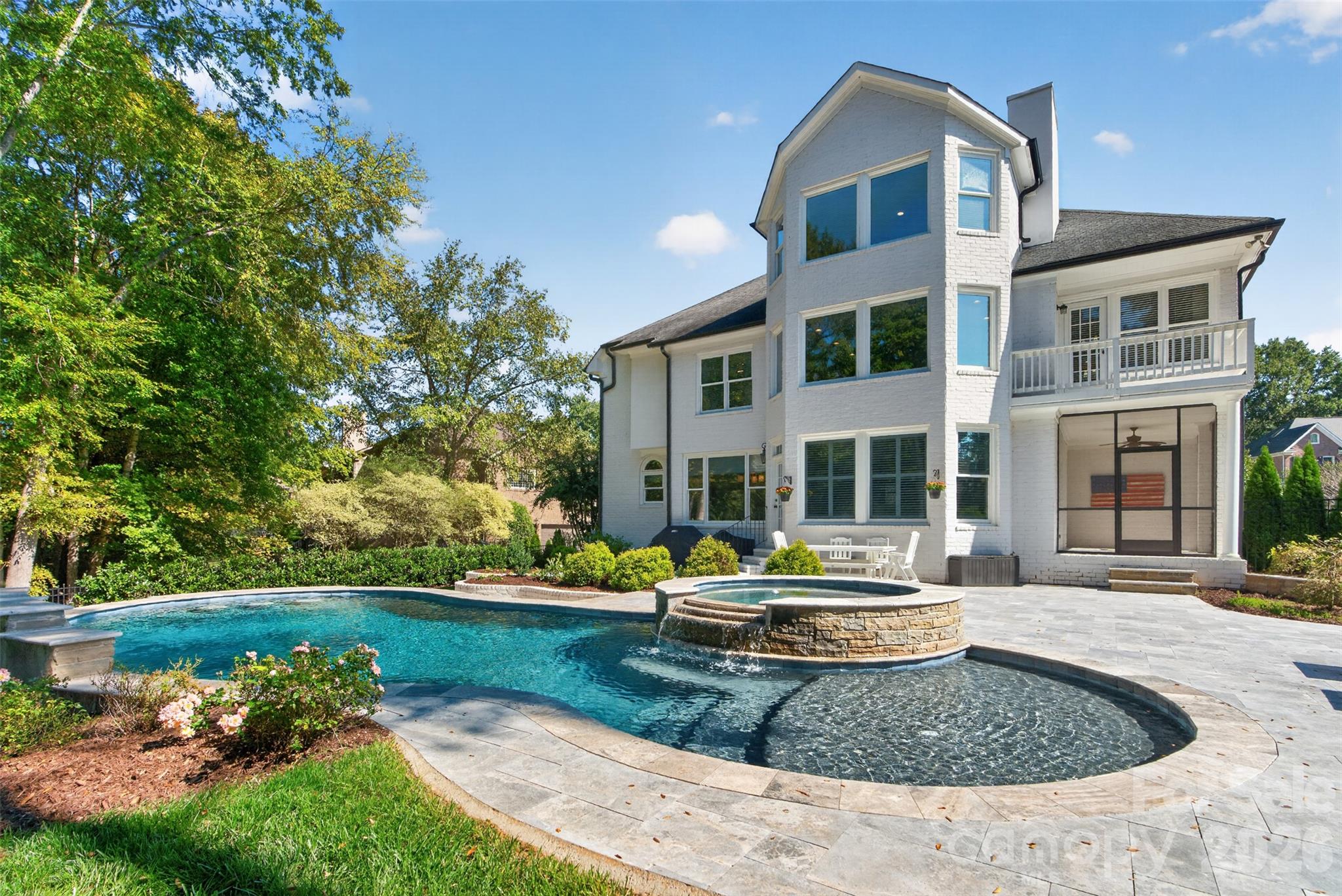 Single Family Residence at 8634 Woodmere Crossing Lane, Charlotte, photo 45 of 48