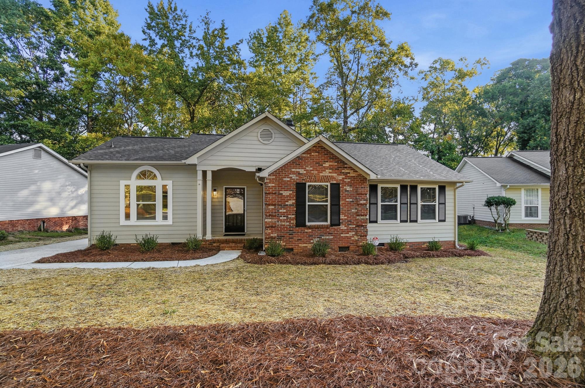 Single Family Residence at 6044 Acadian Woods Drive, Charlotte, photo 35 of 35