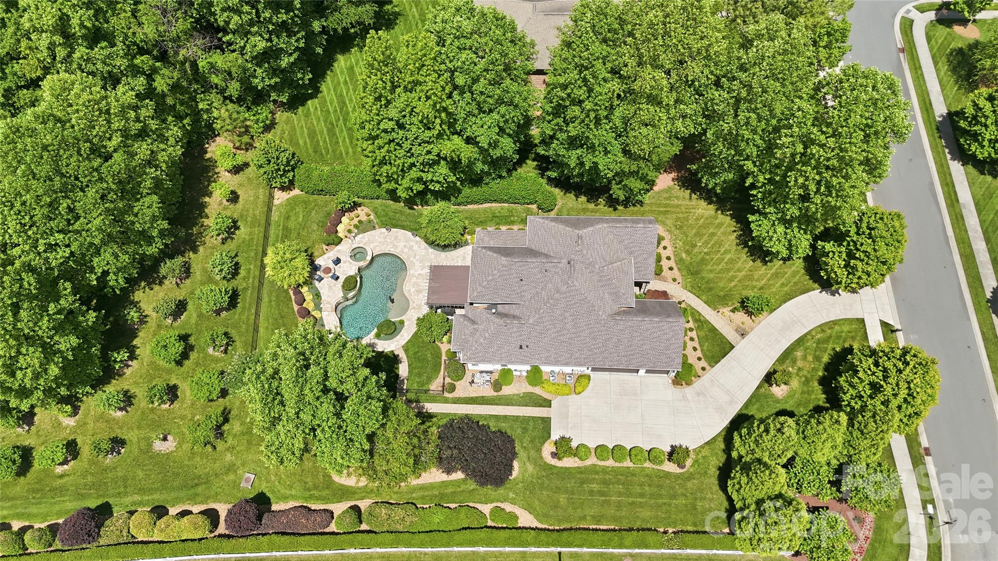 Single Family Residence at 13632 Castleford Drive, Mint Hill, photo 4 of 48