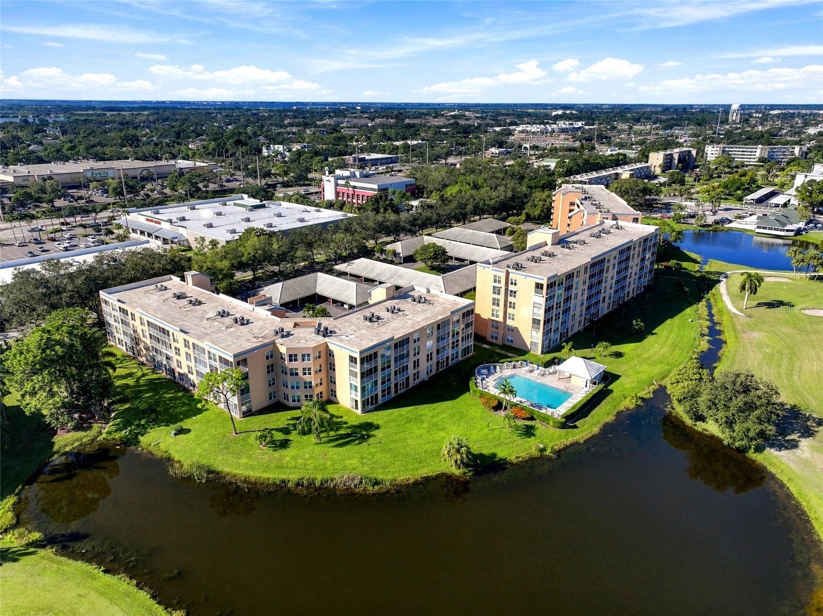 4530 PINEBROOK CIR #206