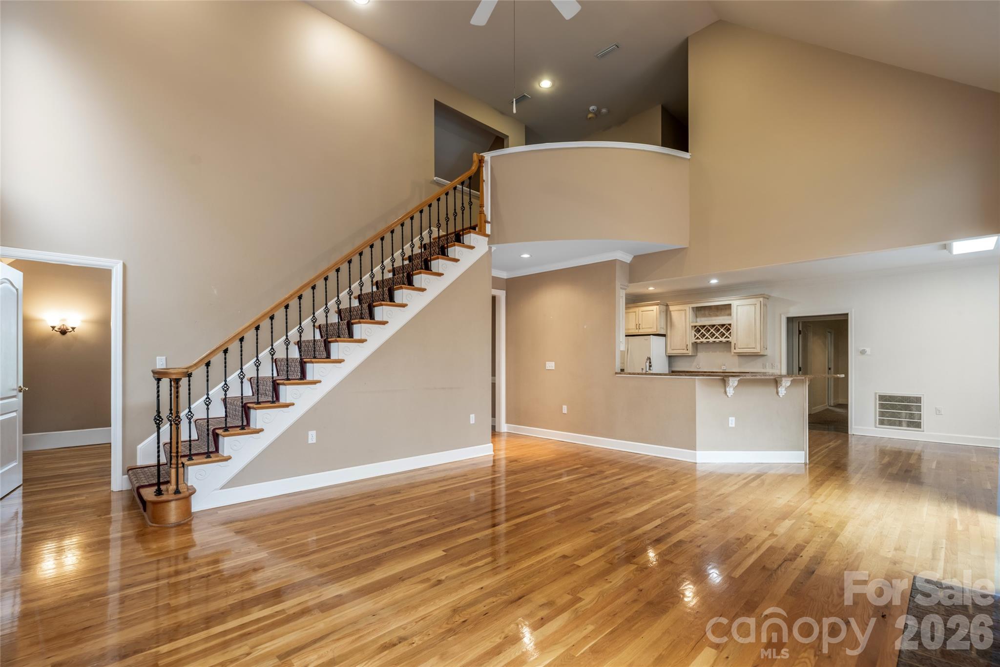 Living room - 4943 Elmhurst Drive NE, Hickory