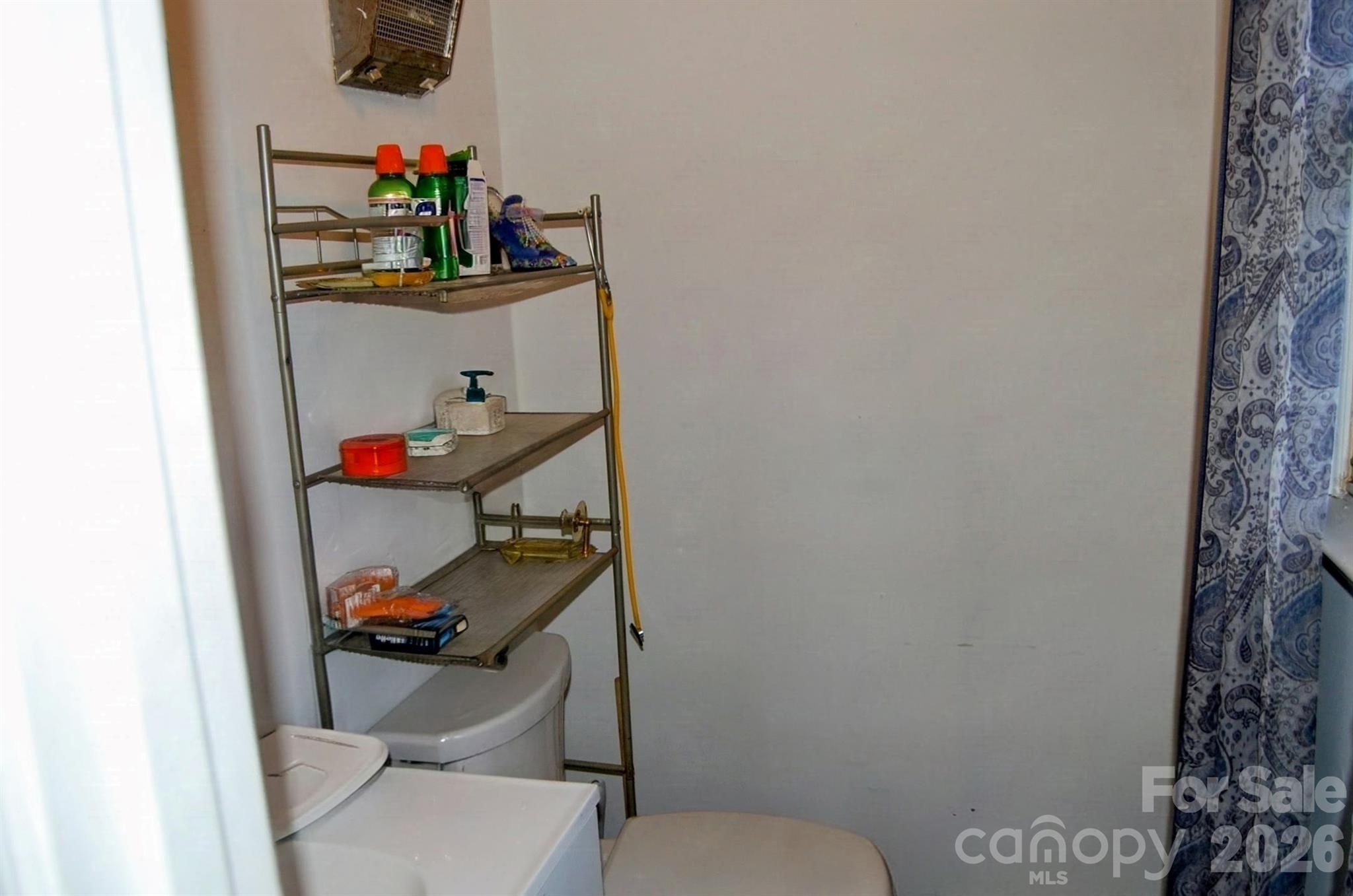 Half Bath! - 2920 Springdale Avenue, Kannapolis
