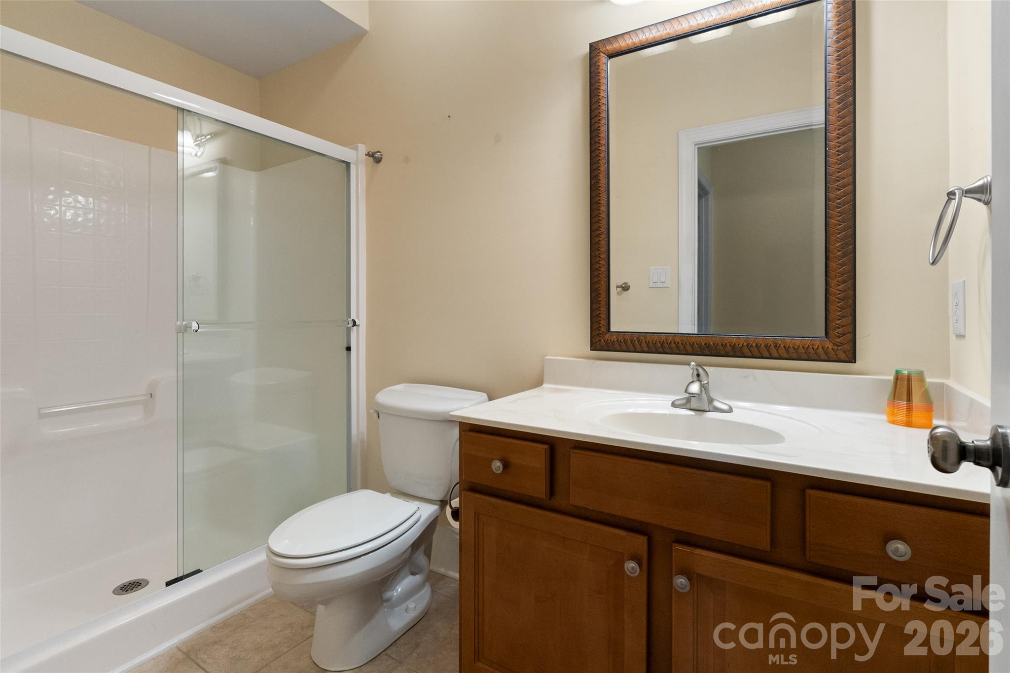 Upstairs hall bathroom - 185 E Tattersall Drive, Statesville