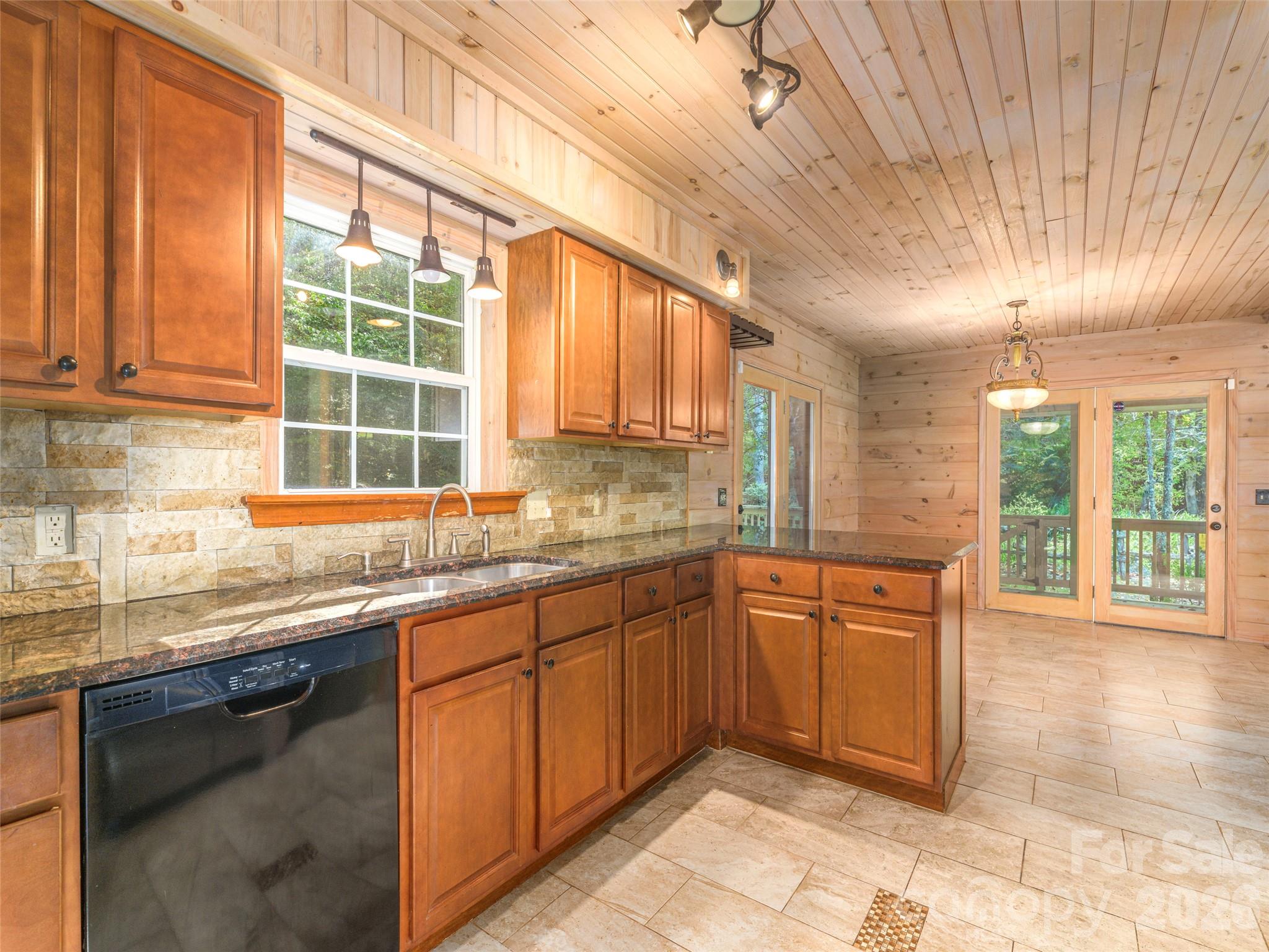 Single Family Residence at 99 Cripple Creek Road, Waynesville, photo 11 of 33