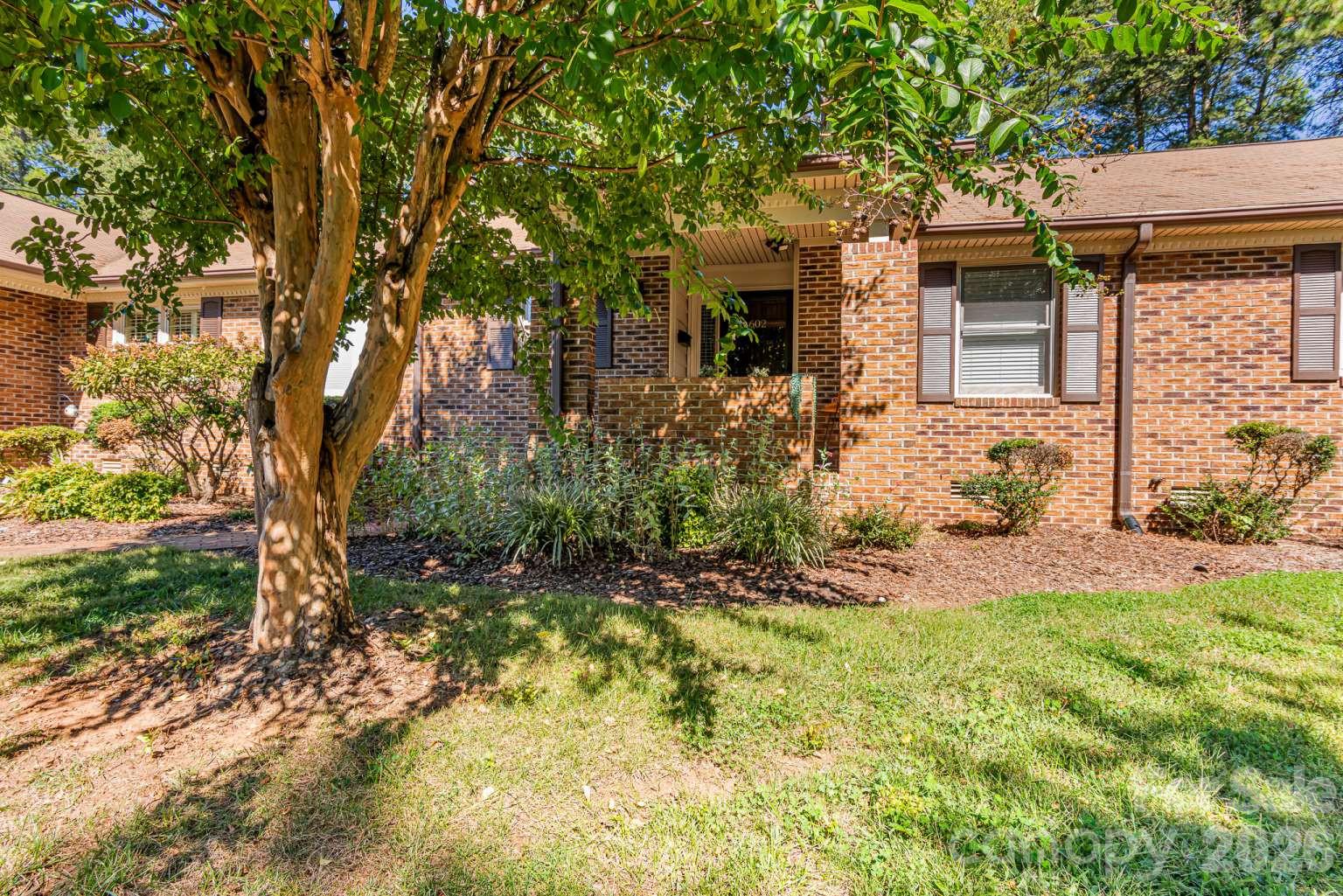 Condominium at 602 Colby Circle, Salisbury, photo 2 of 36