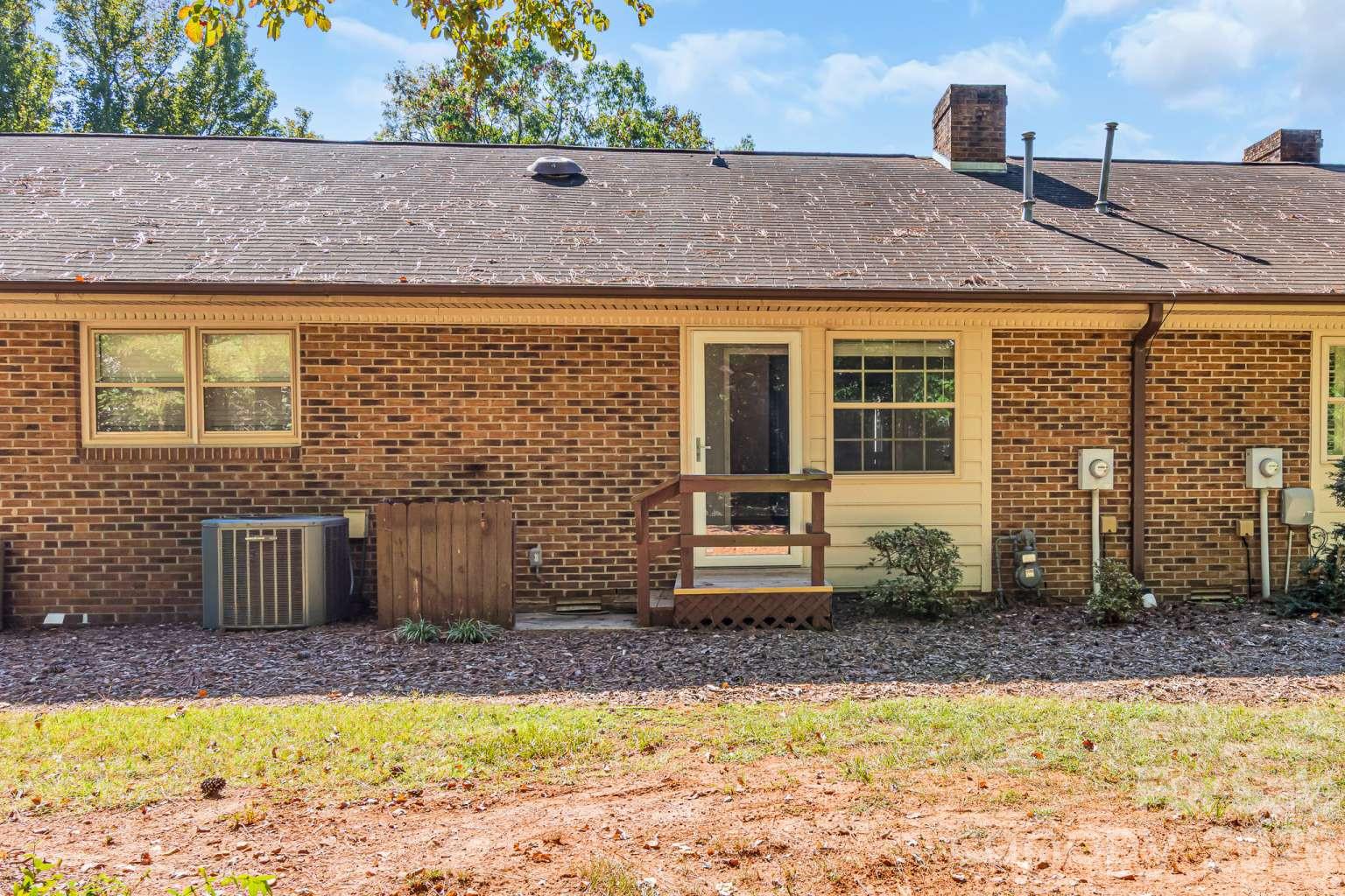 Condominium at 602 Colby Circle, Salisbury, photo 36 of 36