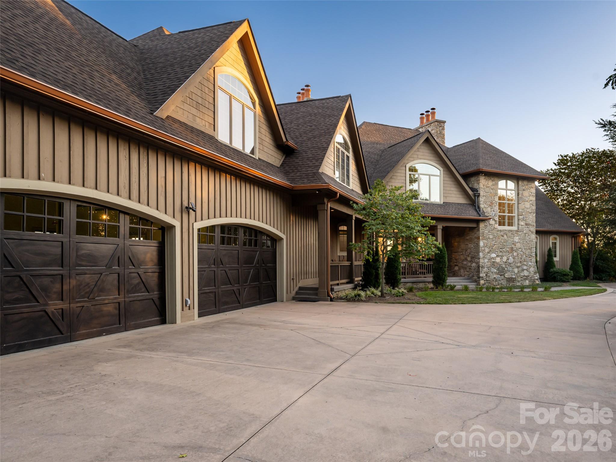 Single Family Residence at 637 Altamont View, Asheville, photo 5 of 48