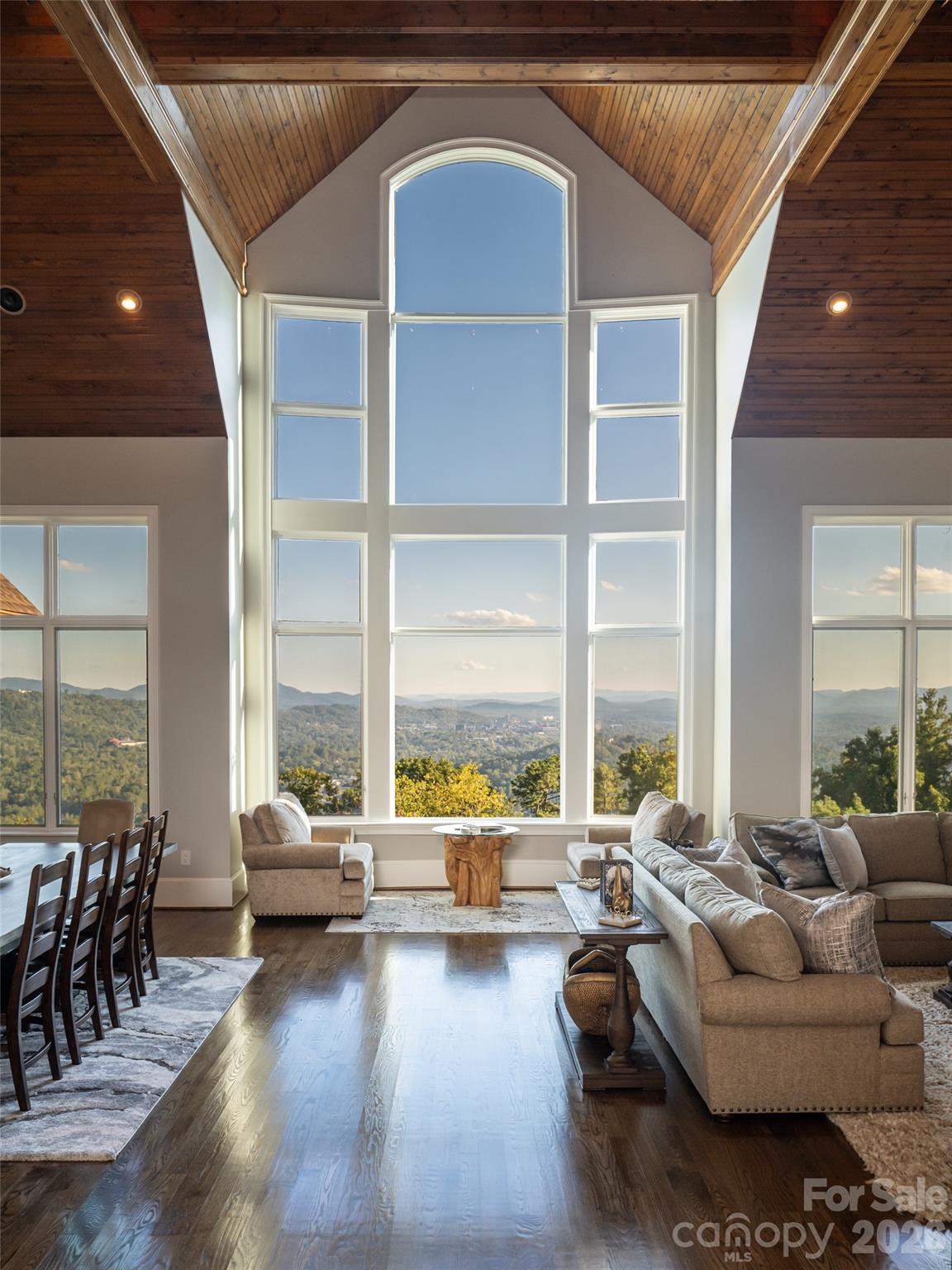 Single Family Residence at 637 Altamont View, Asheville, photo 11 of 48