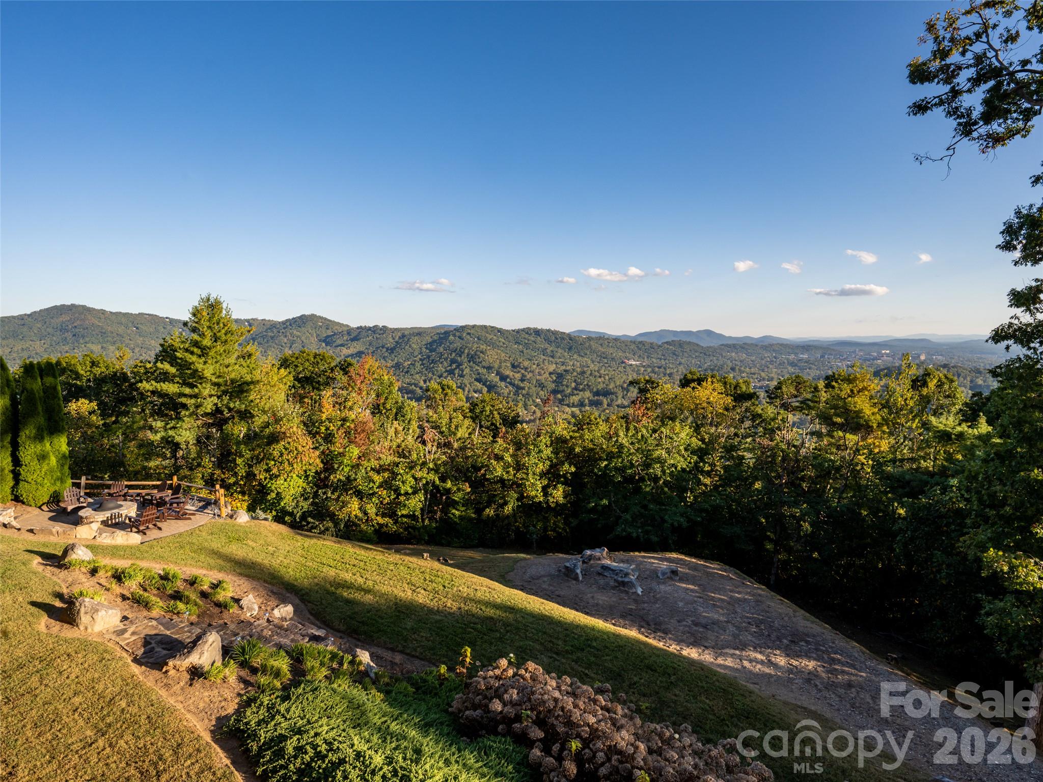 Single Family Residence at 637 Altamont View, Asheville, photo 30 of 48