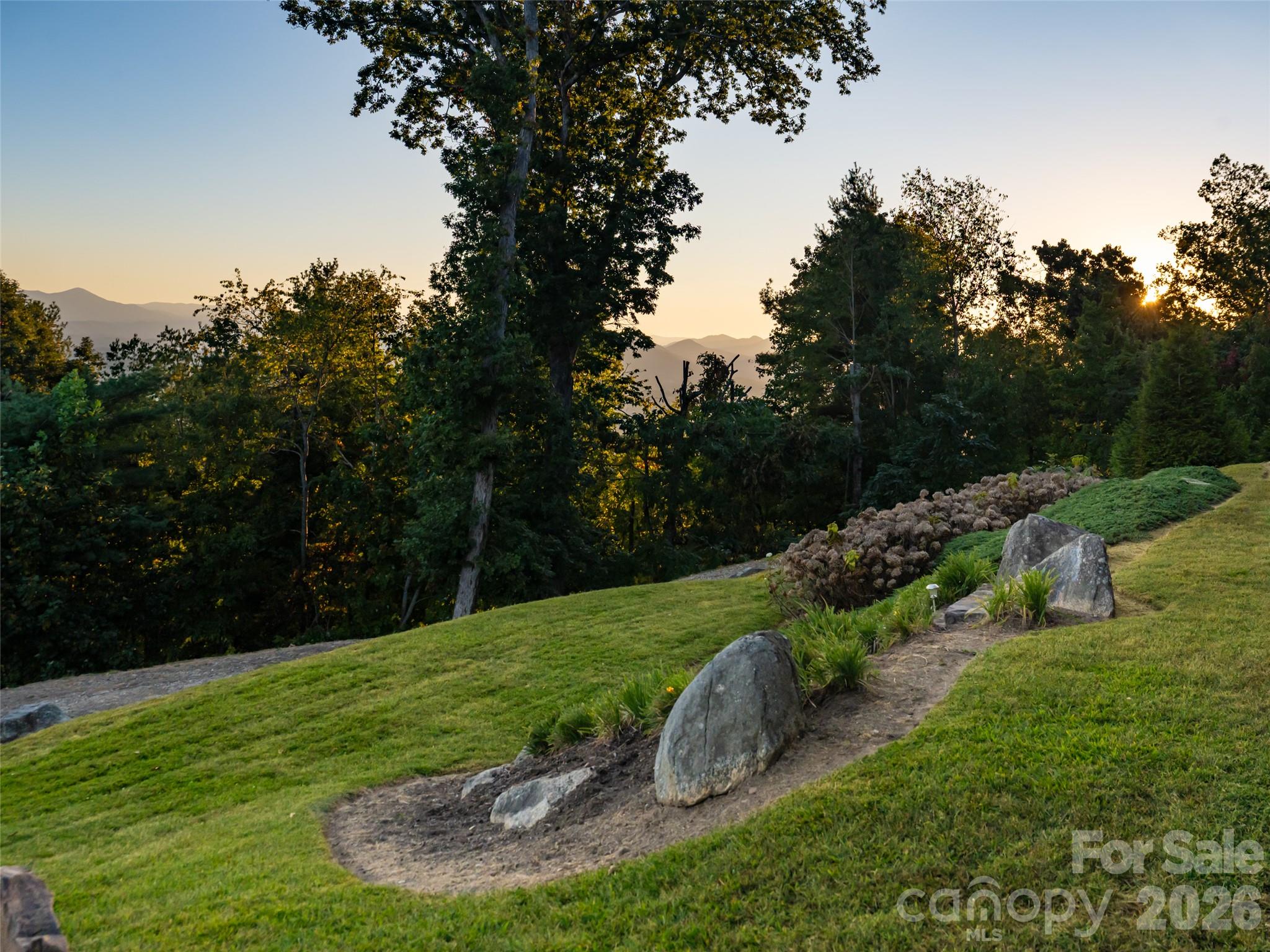 Single Family Residence at 637 Altamont View, Asheville, photo 43 of 48