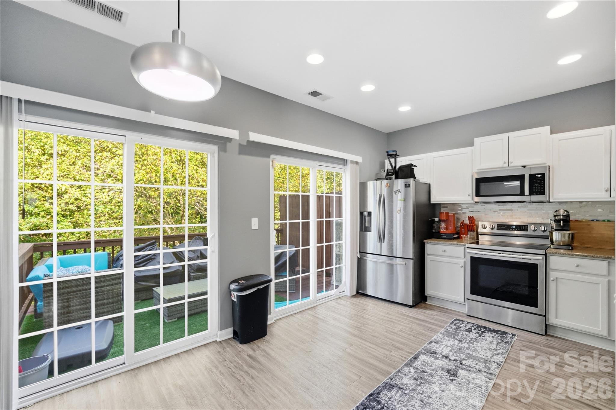 Townhouse at 9808 Walkers Glen Drive NW, Concord, photo 6 of 13