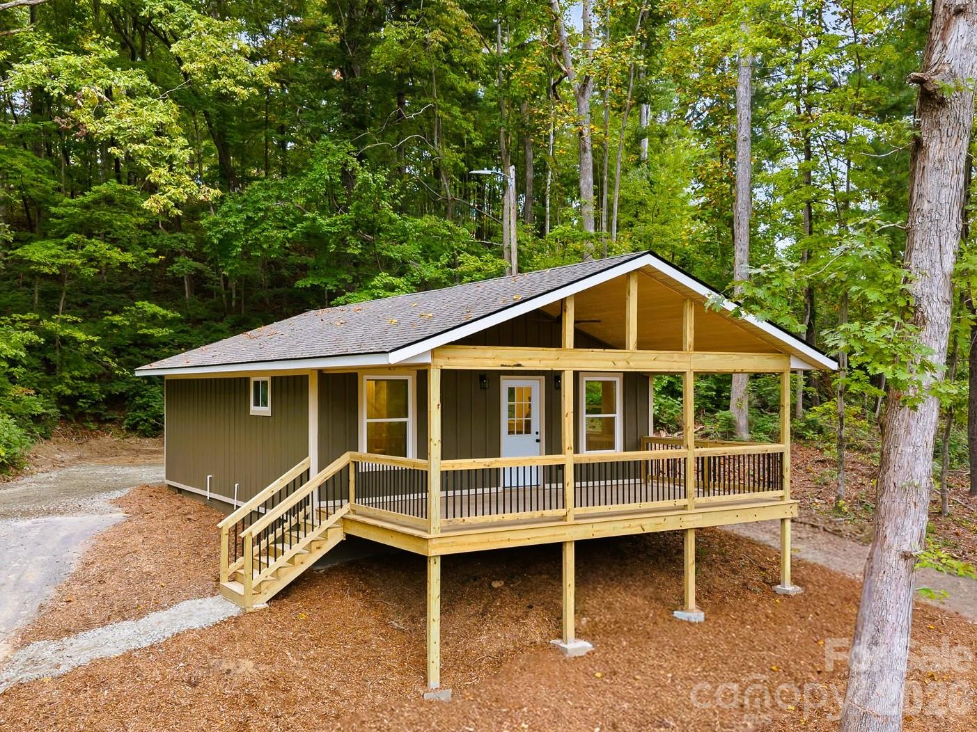 202 Lyndhurst Drive