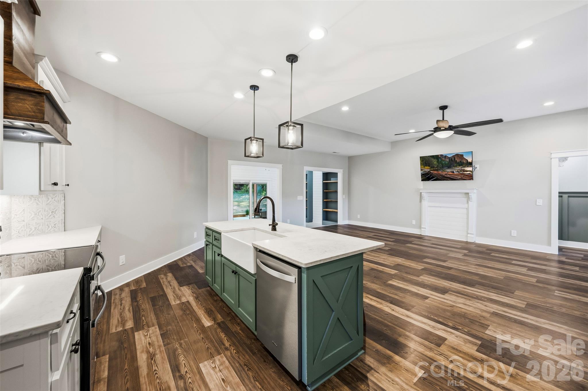 Single Family Residence at 40040 Old Salisbury Road, New London, photo 7 of 46
