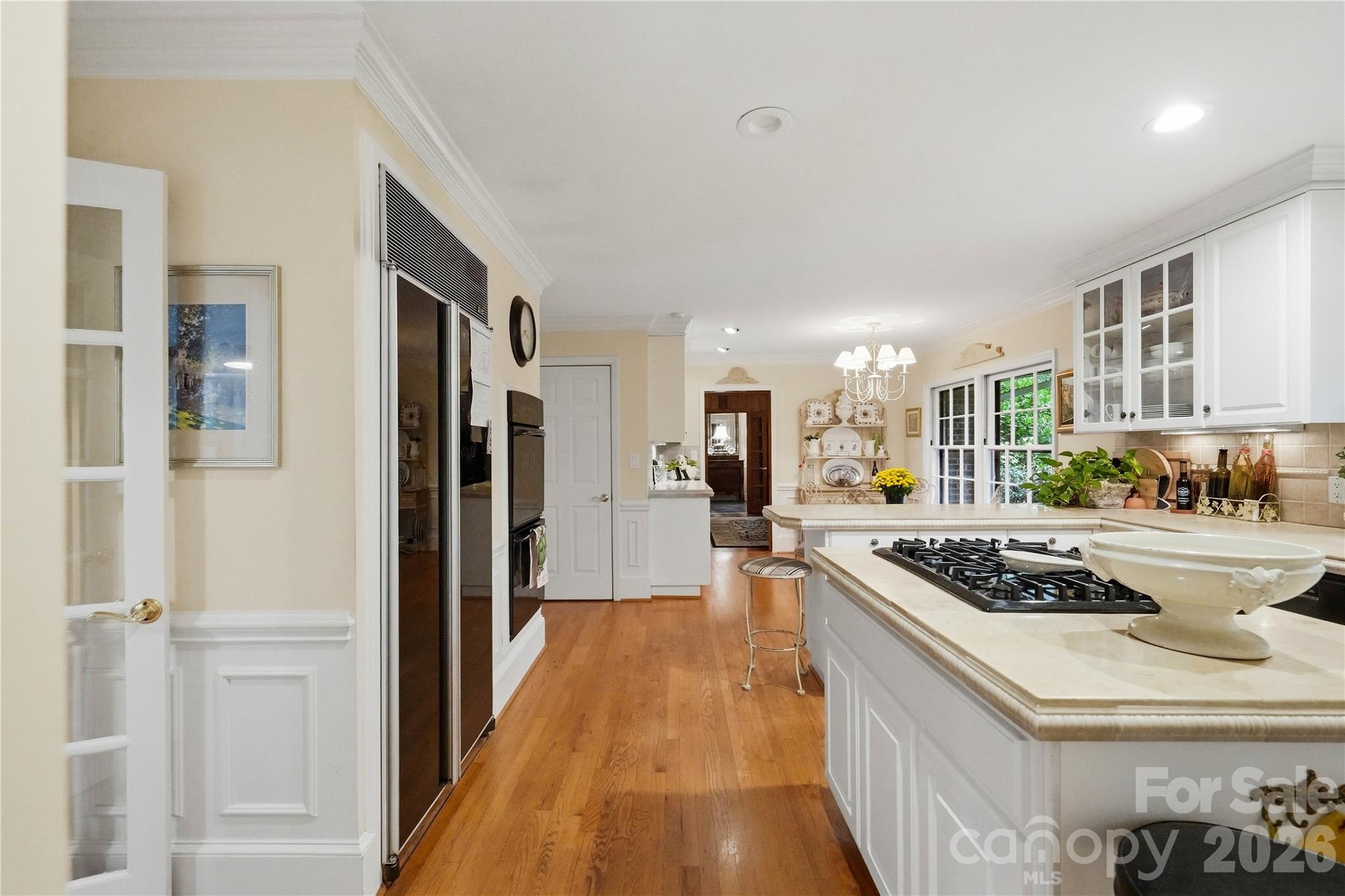 Single Family Residence at 7600 Park Road, Charlotte, photo 9 of 45