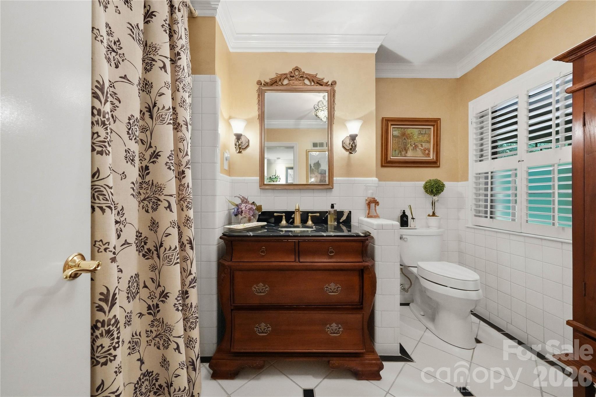 full 2nd bath - 7600 Park Road, Charlotte