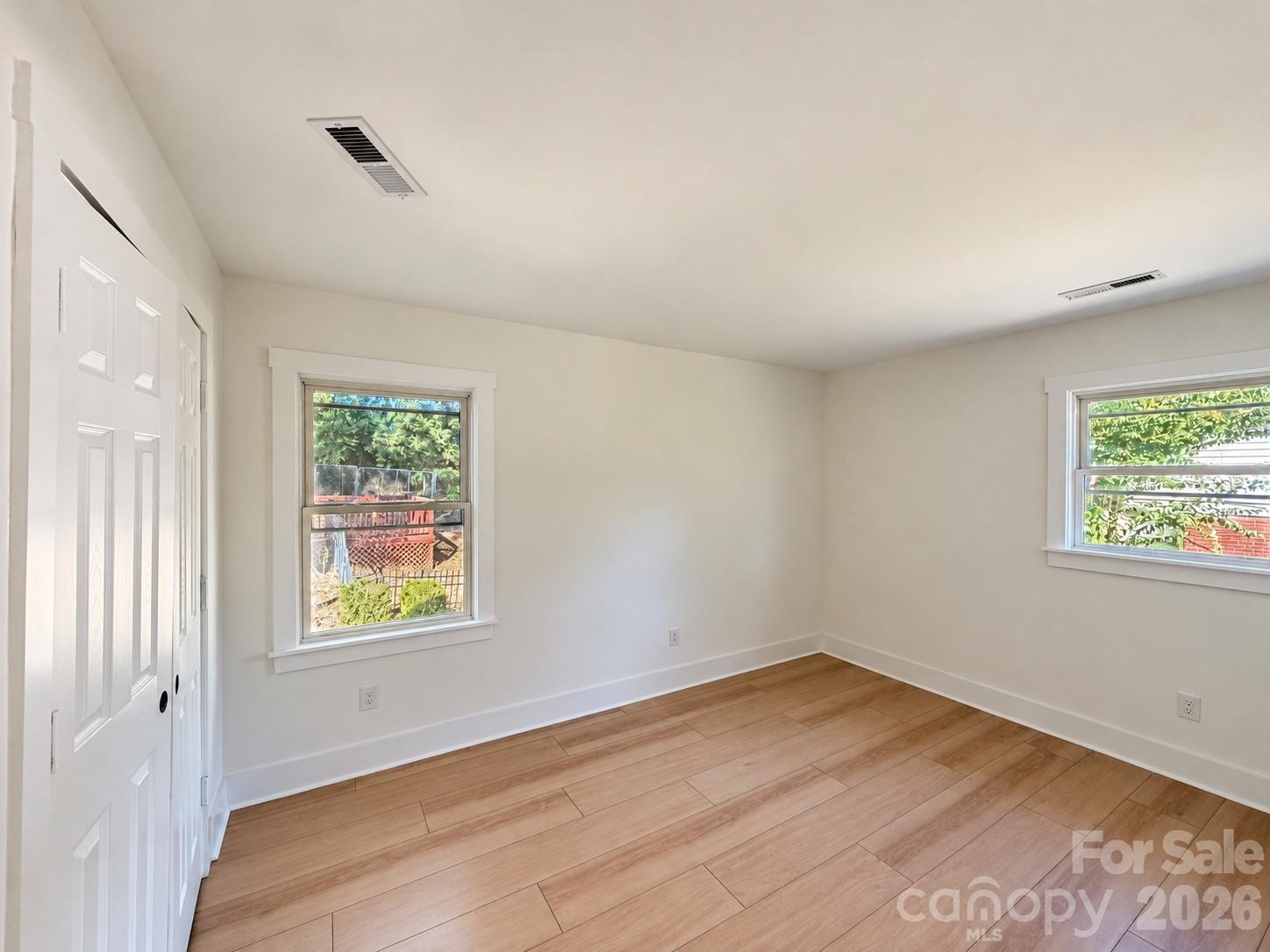 Single Family Residence at 1827 Edgewater Drive, Charlotte, photo 25 of 43