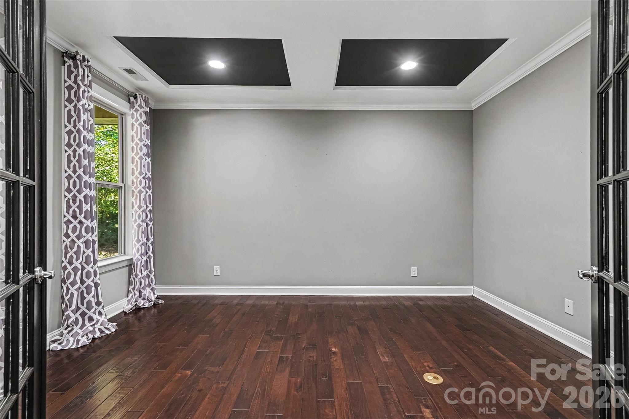 Single Family Residence at 12609 Burr Oak Lane, Charlotte, photo 6 of 48