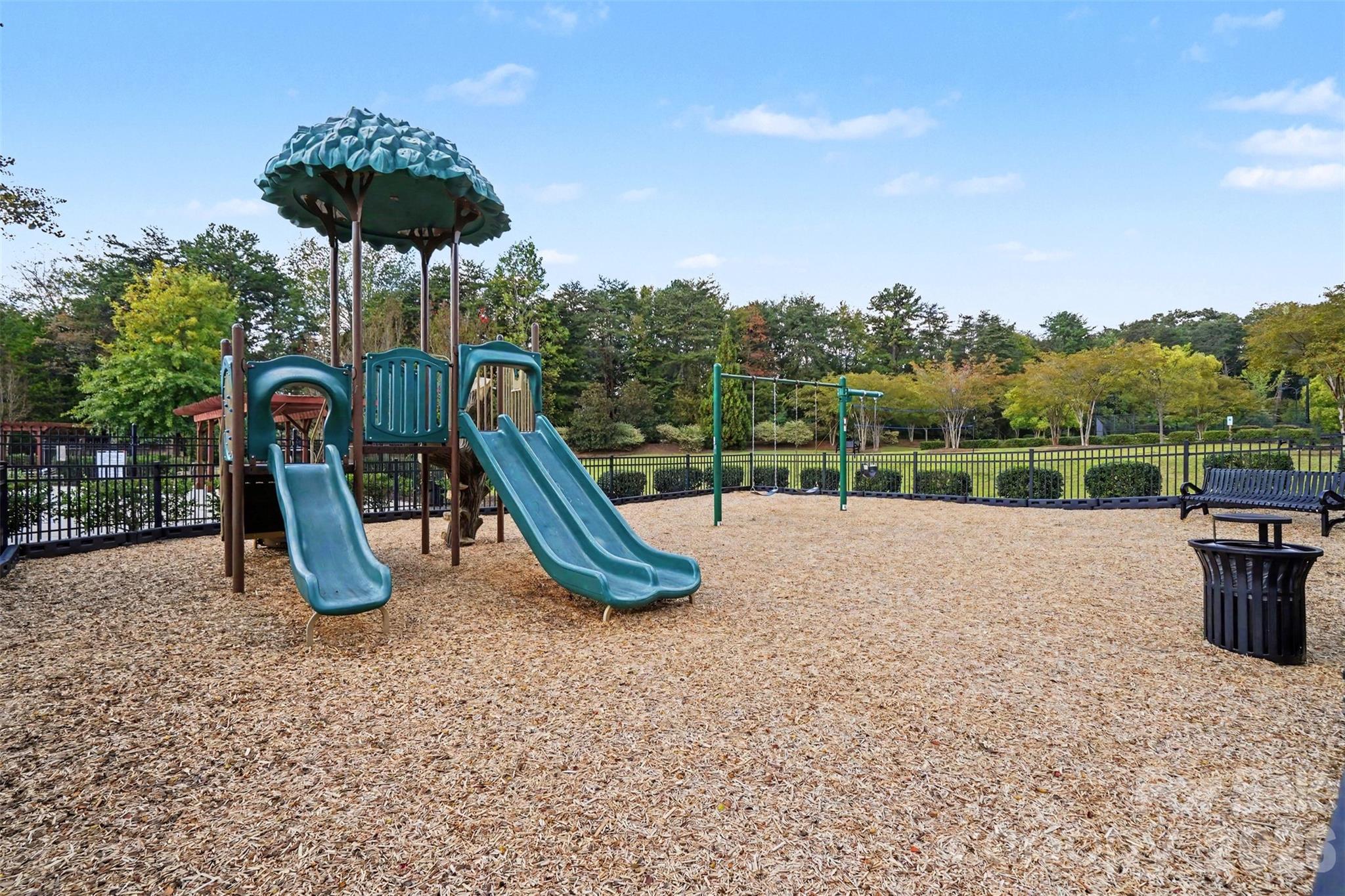 Single Family Residence at 12609 Burr Oak Lane, Charlotte, photo 48 of 48