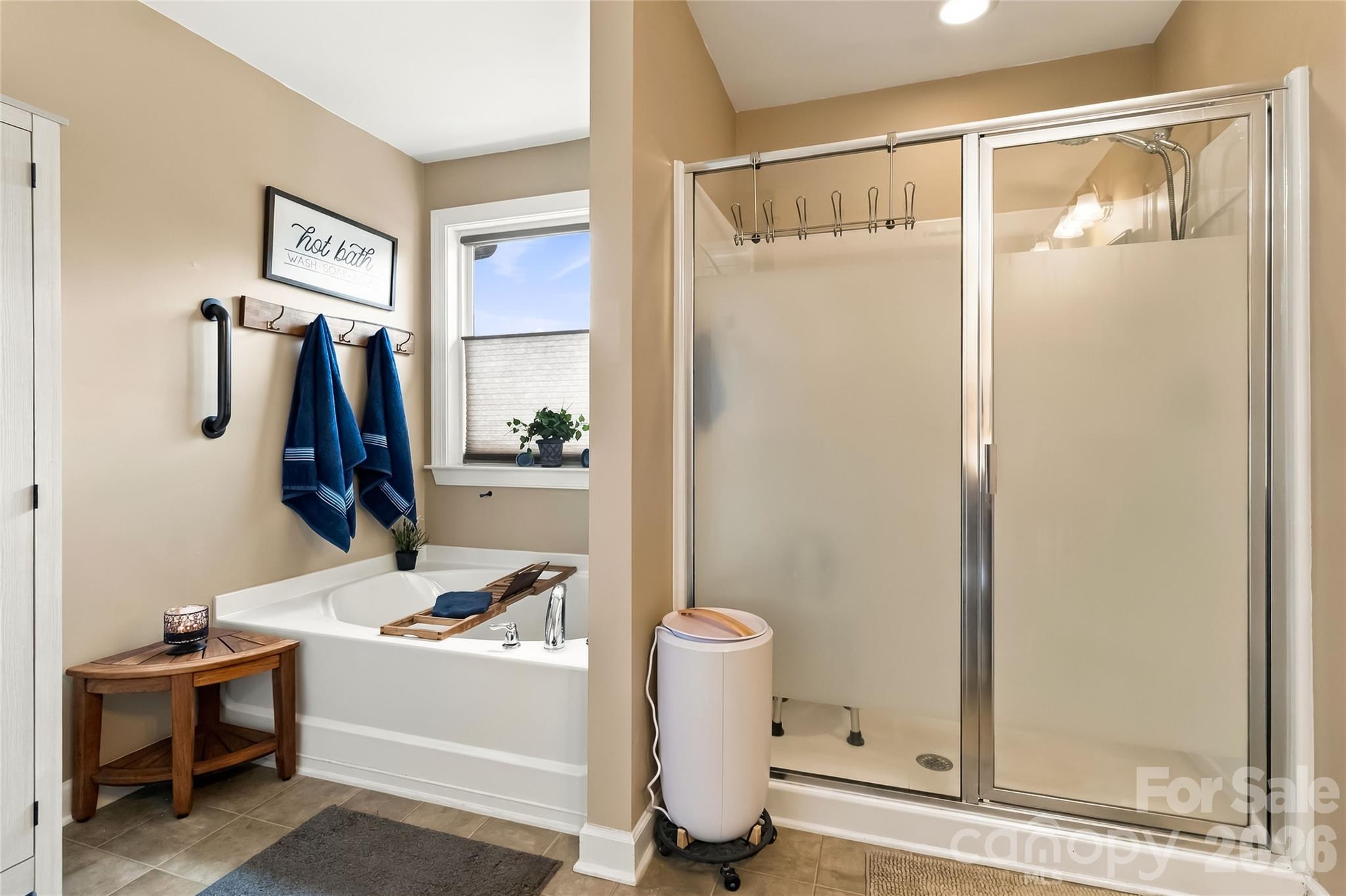 Primary Bathroom - 15221 Kissimmee Lane, Mint Hill