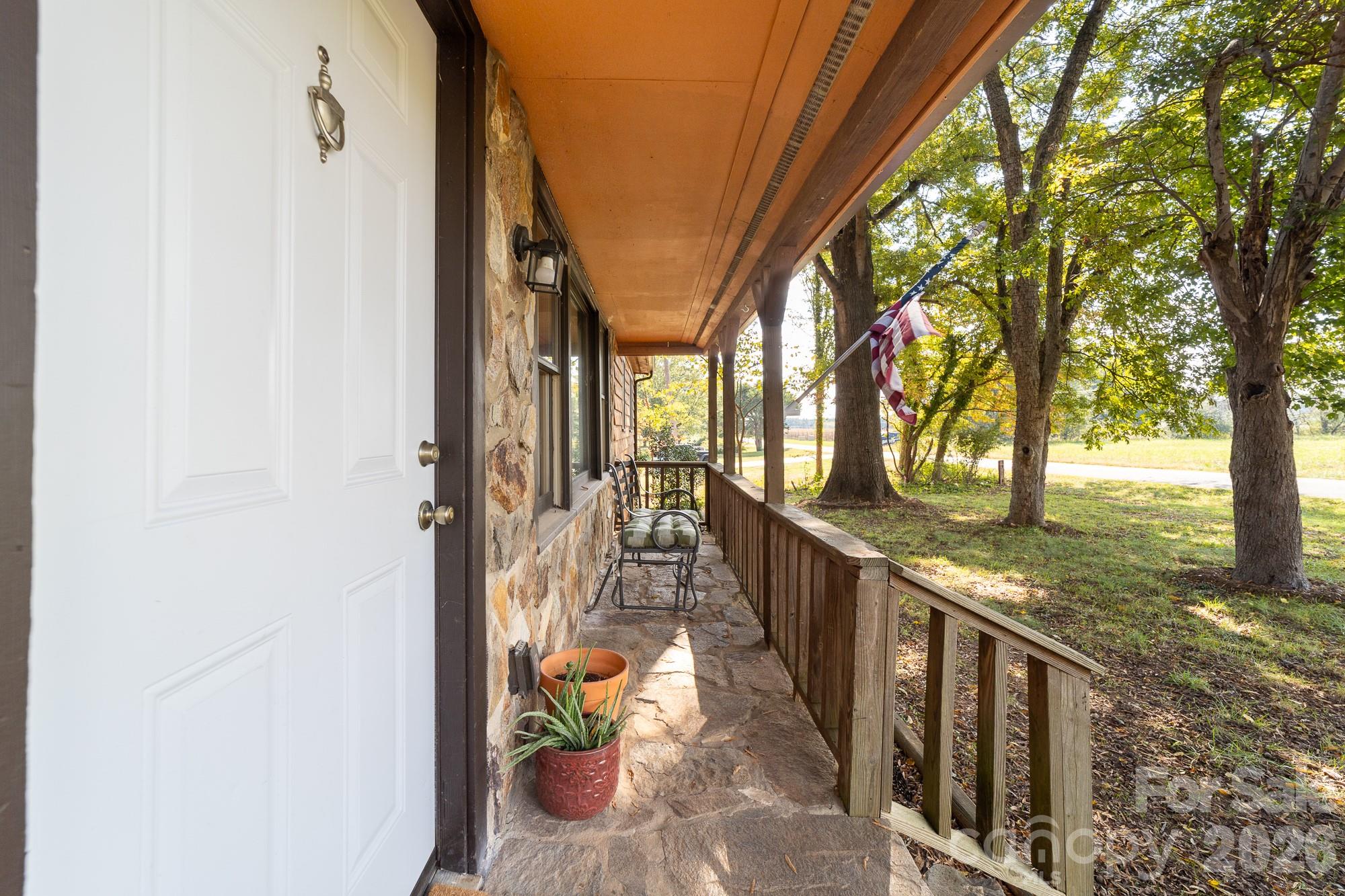 Single Family Residence at 233 Third Creek Road, Statesville, photo 4 of 44