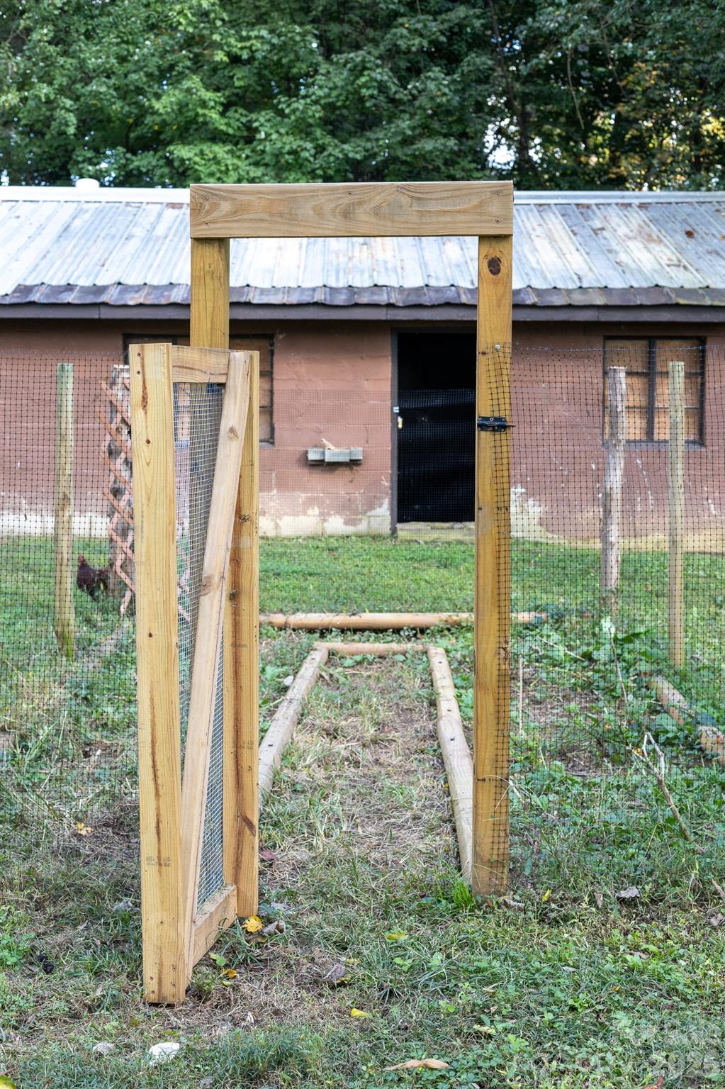 Fenced garden - 233 Third Creek Road, Statesville