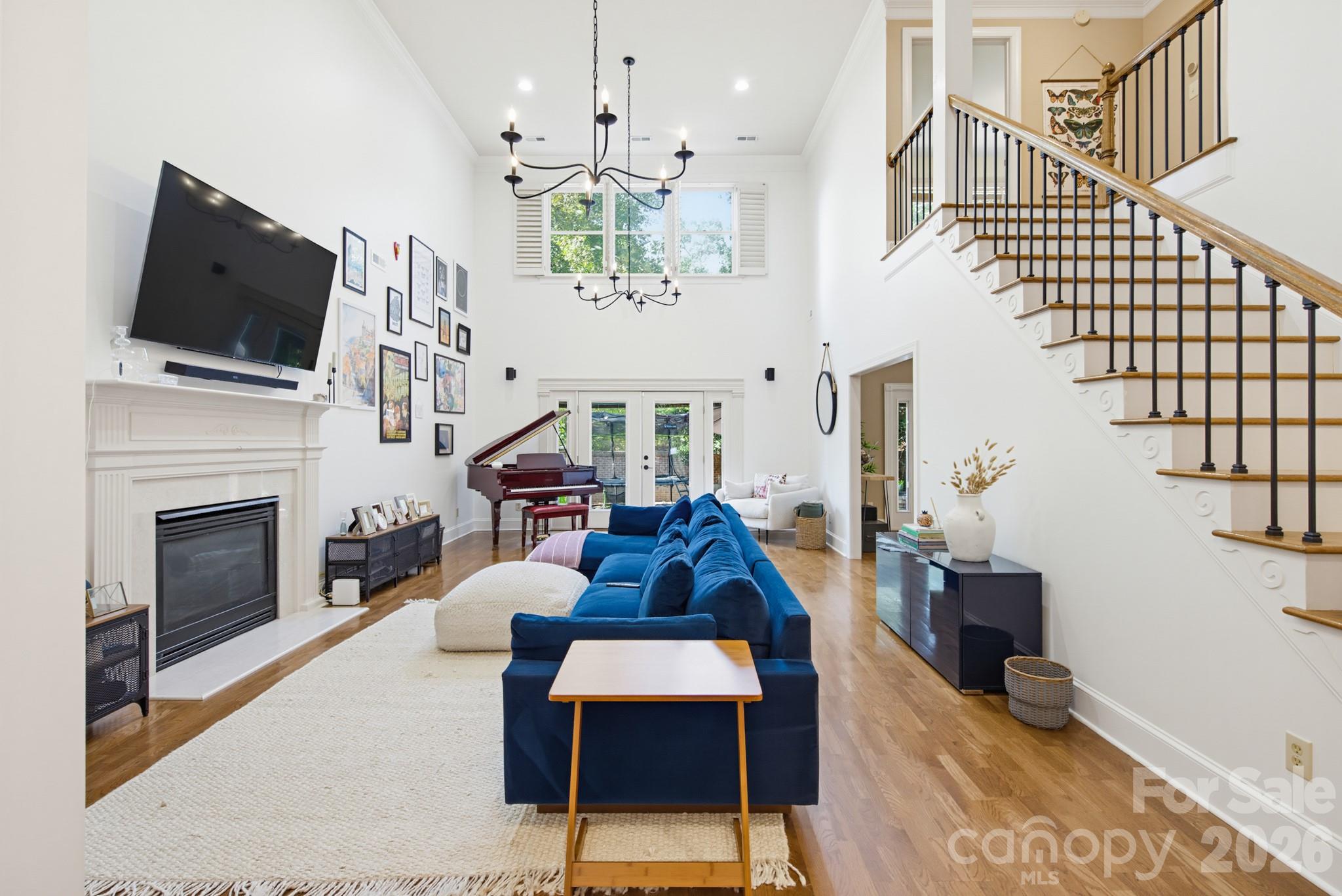 Single Family Residence at 7201 Charter Brook Drive, Charlotte, photo 5 of 46