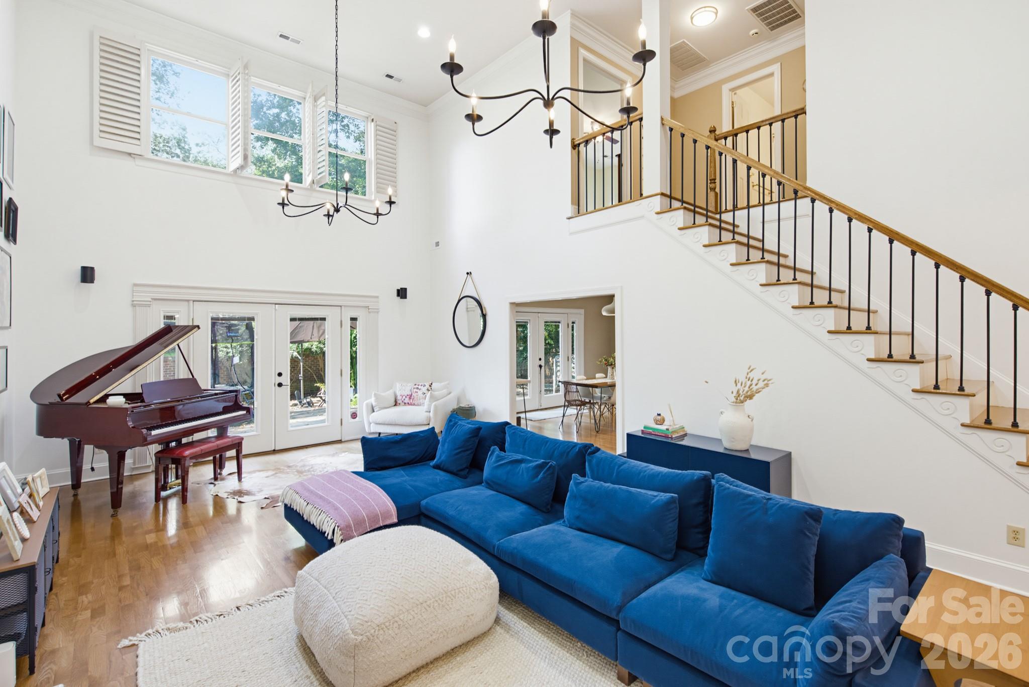 Single Family Residence at 7201 Charter Brook Drive, Charlotte, photo 6 of 46