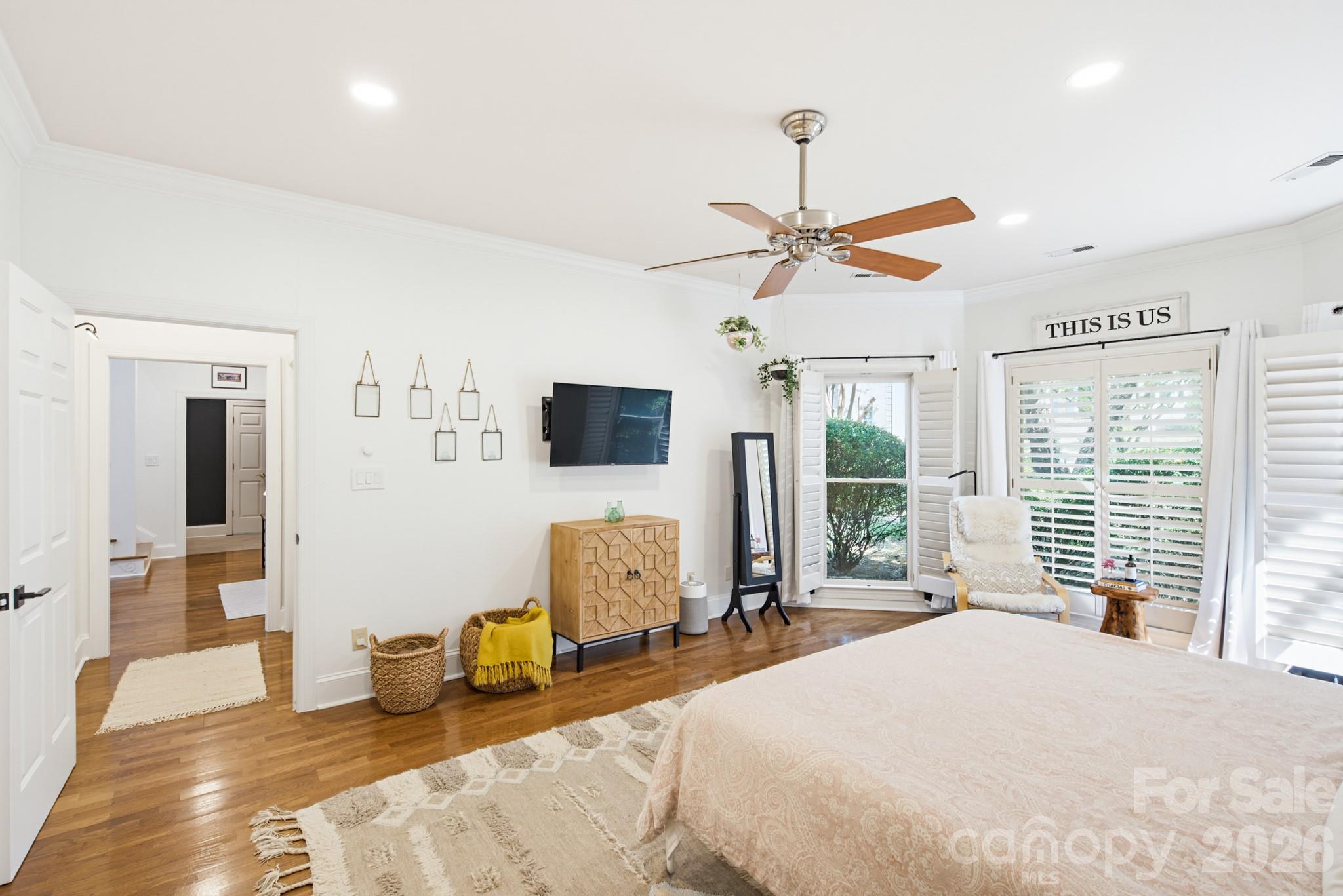 Single Family Residence at 7201 Charter Brook Drive, Charlotte, photo 16 of 46