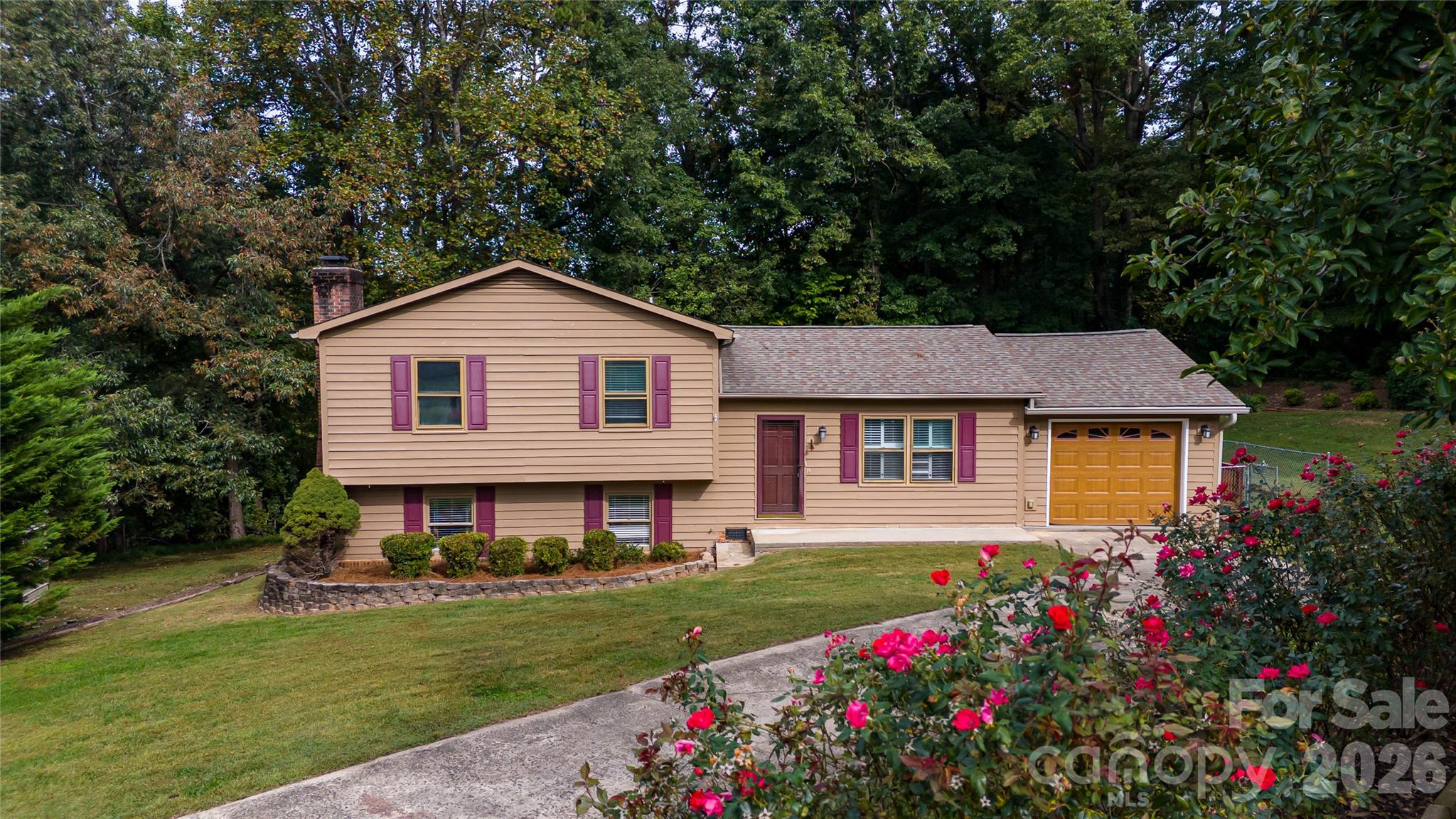 Single Family Residence at 113 Quail Drive, Morganton, photo 3 of 30