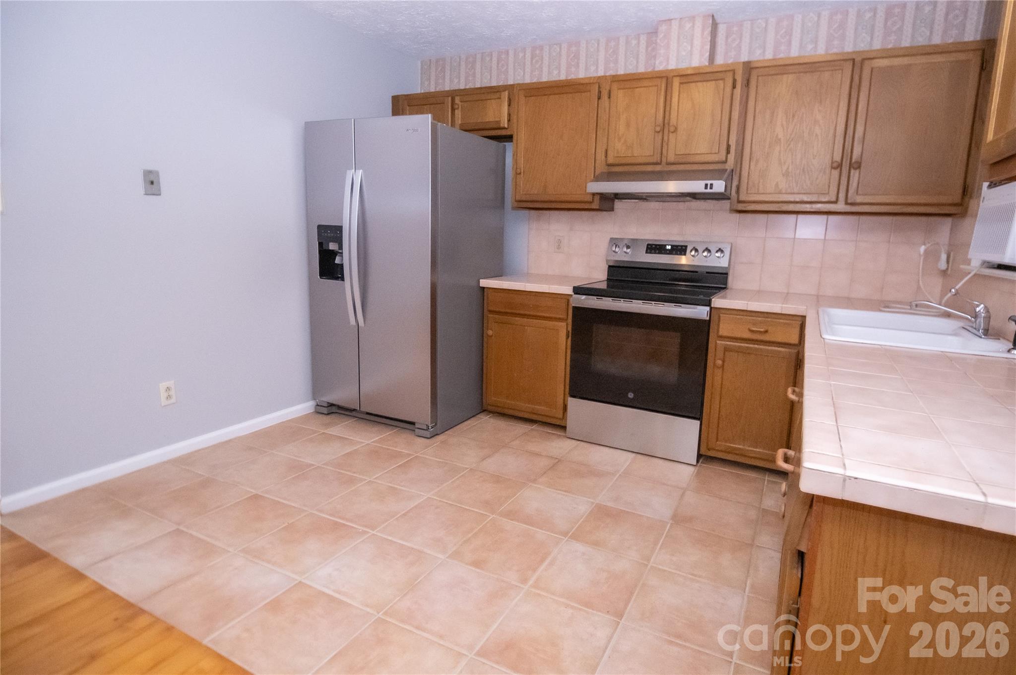 Single Family Residence at 113 Quail Drive, Morganton, photo 9 of 30