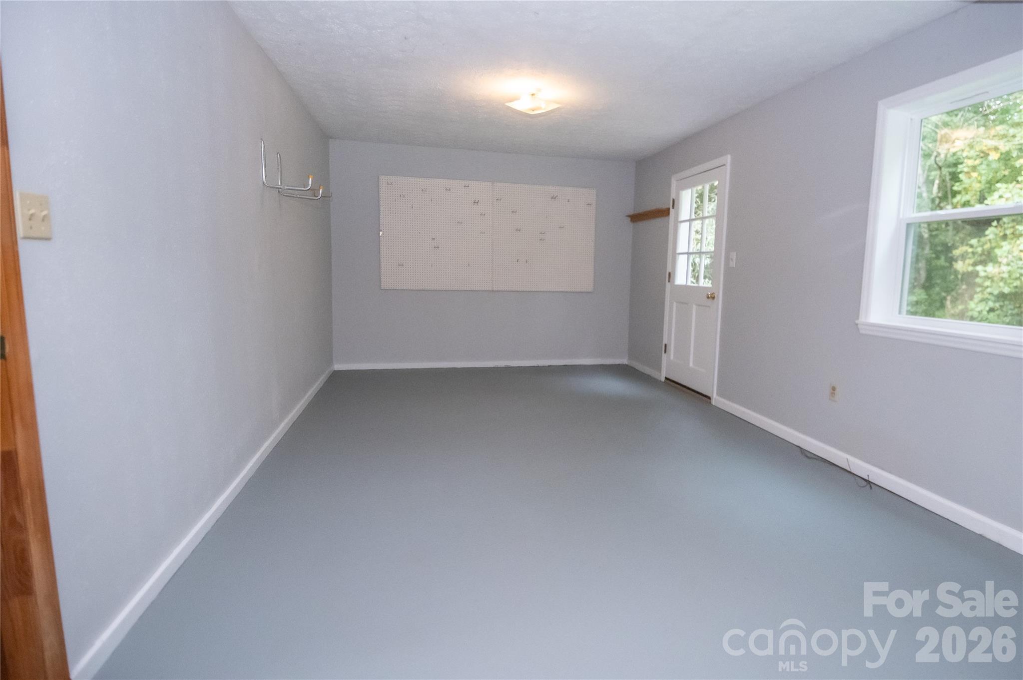 Single Family Residence at 113 Quail Drive, Morganton, photo 21 of 30