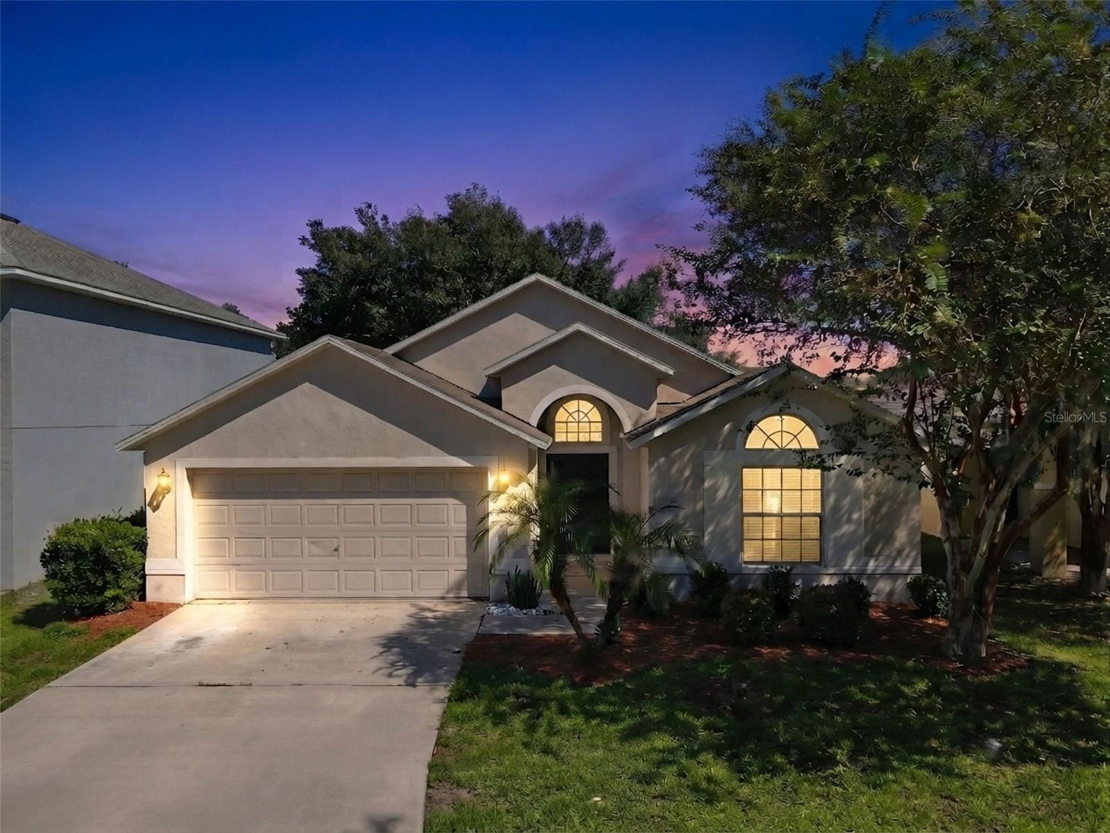 2612 WHITEWOOD RD