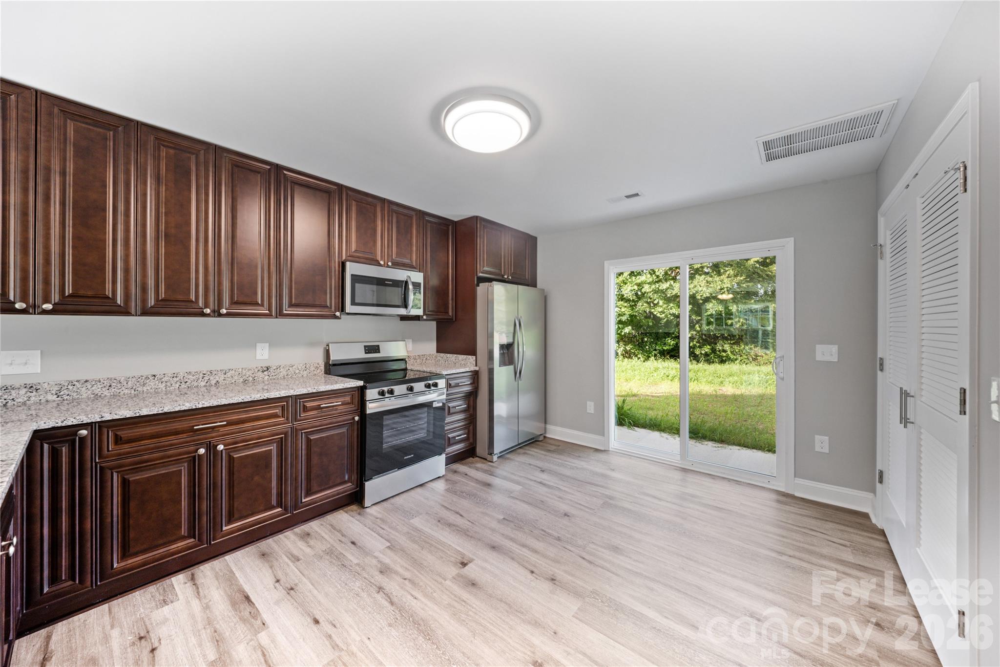 Townhouse at 2700 Ridge Avenue, Kannapolis, photo 3 of 12