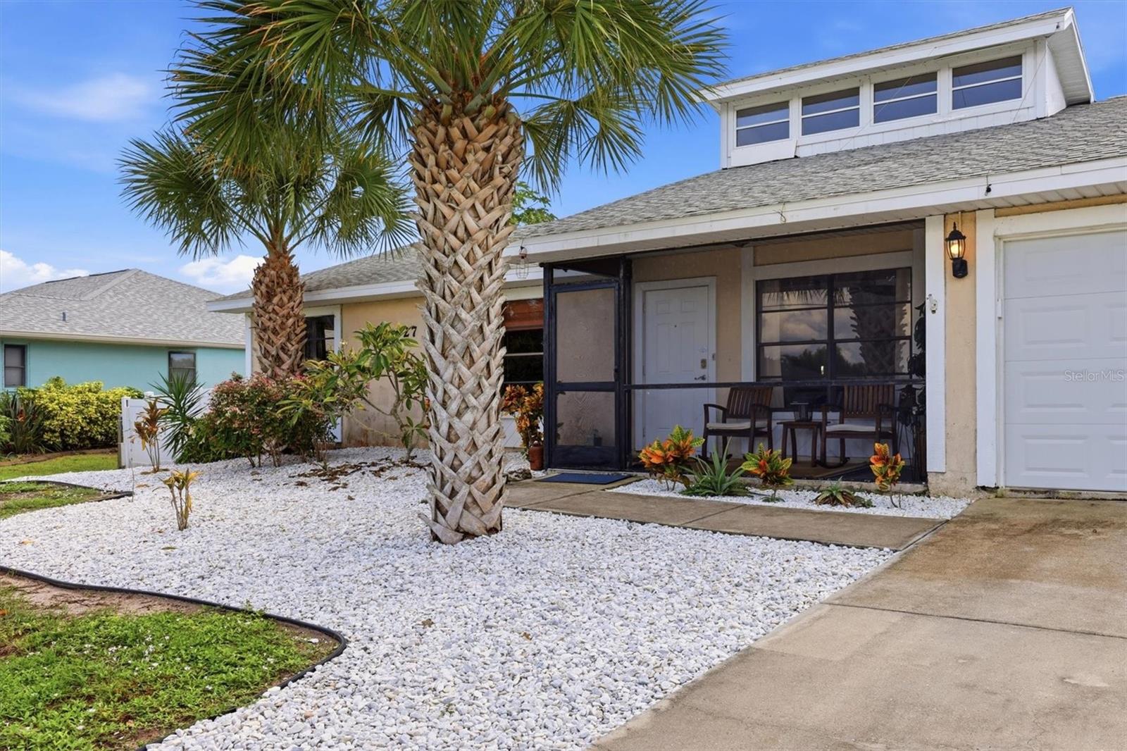 27 MARK TWAIN LN