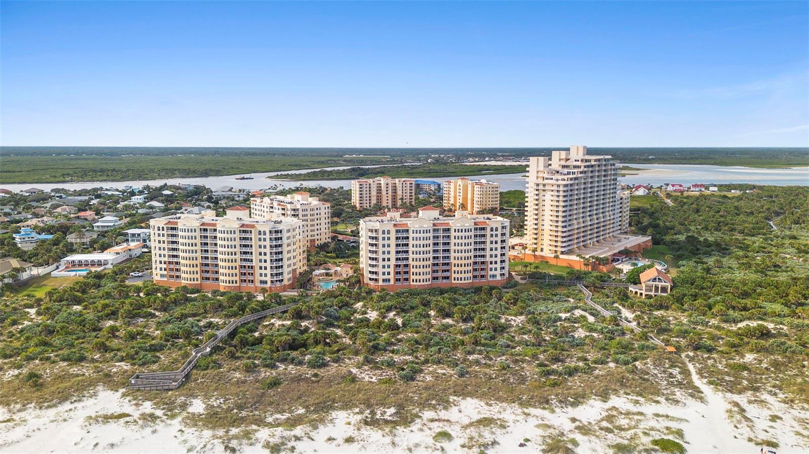 261 MINORCA BEACH WAY #406