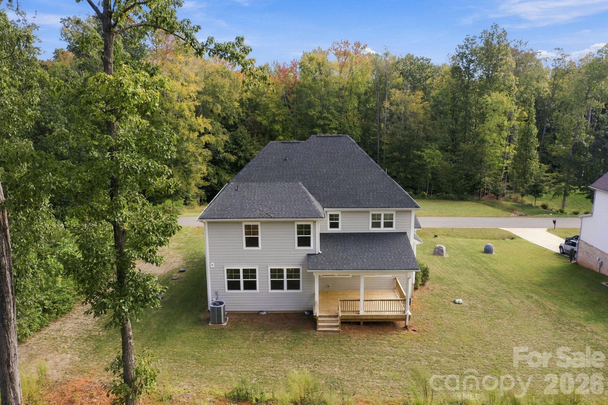 Back view - 3186 Timber Run Lane, Maiden