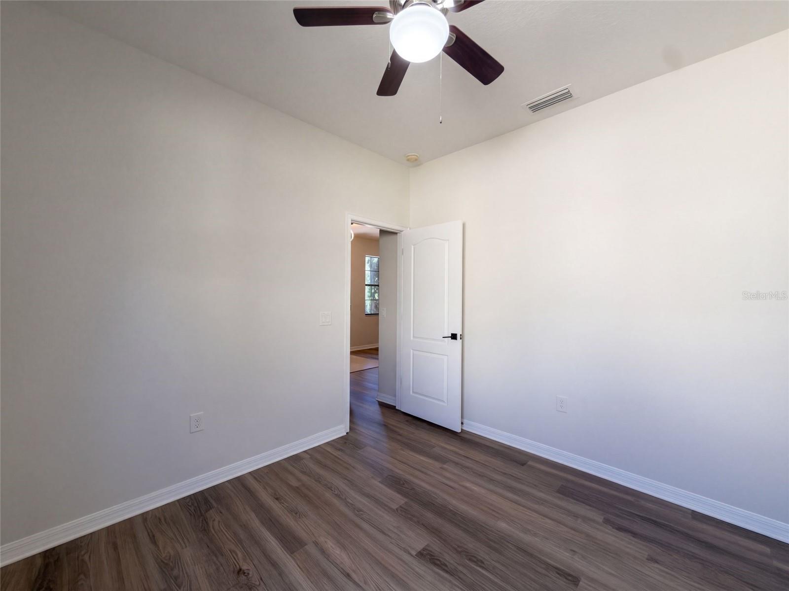 Single Family Residence at 20009 OUTPOST POINT DR, TAMPA, photo 16 of 27