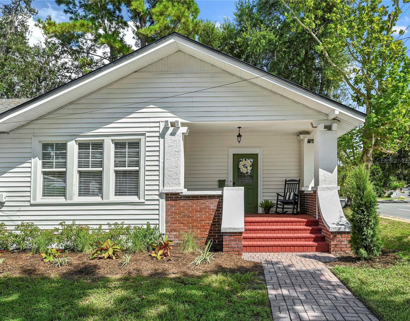 1 E PRINCETON ST