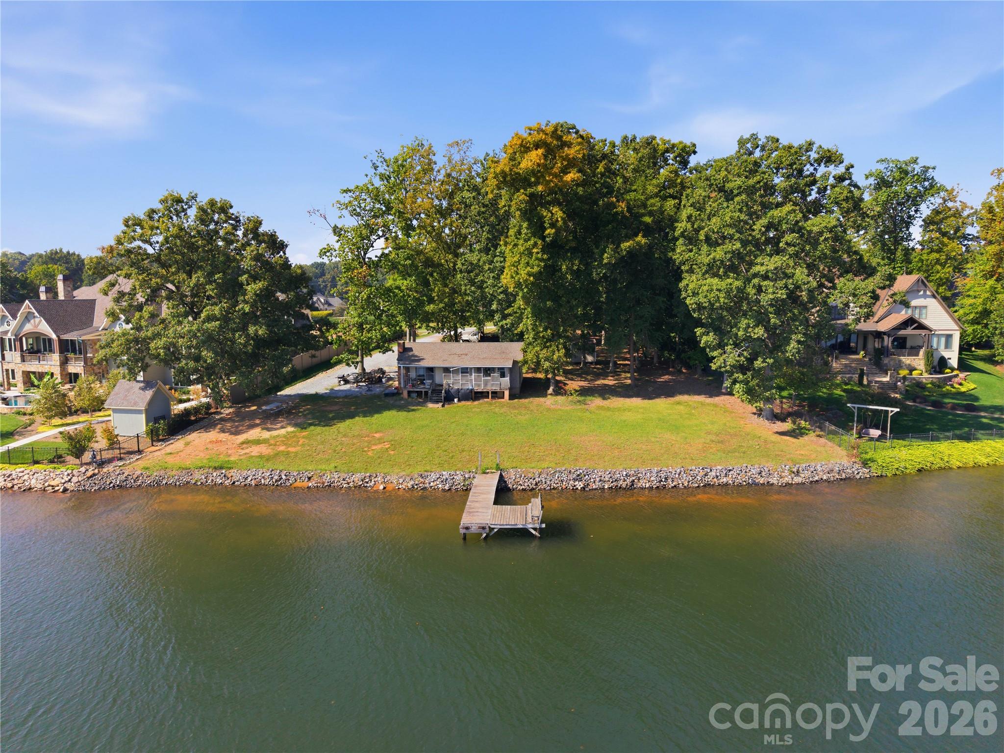 Lot at 221 Gainswood Drive, Mooresville, photo 8 of 17