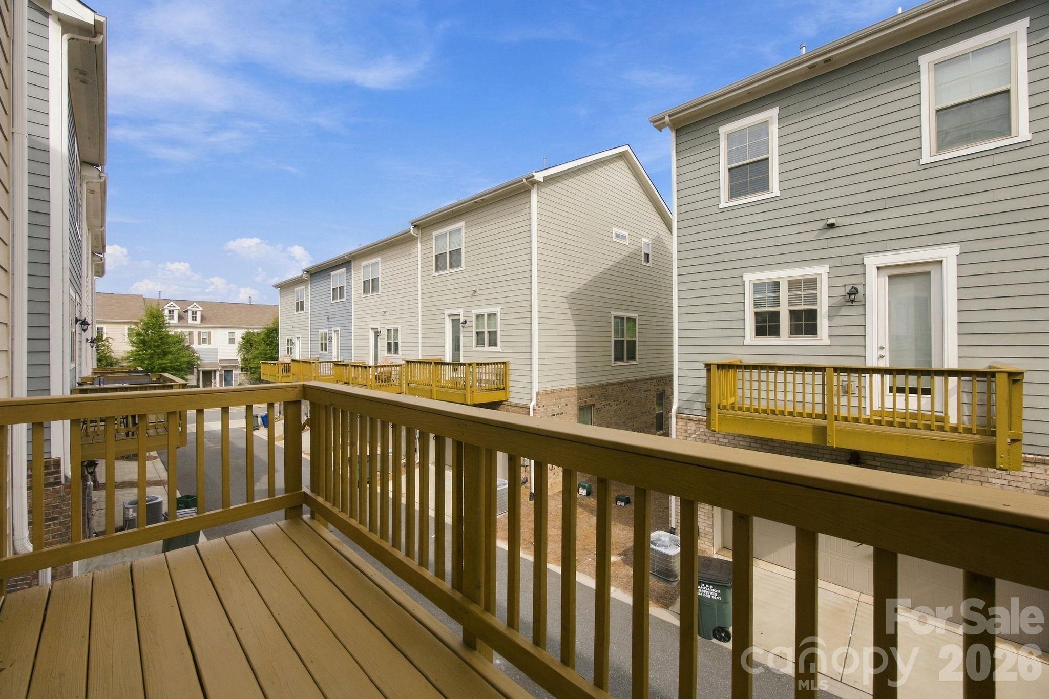 Townhouse at 1021 Doveridge Street, Charlotte, photo 20 of 32
