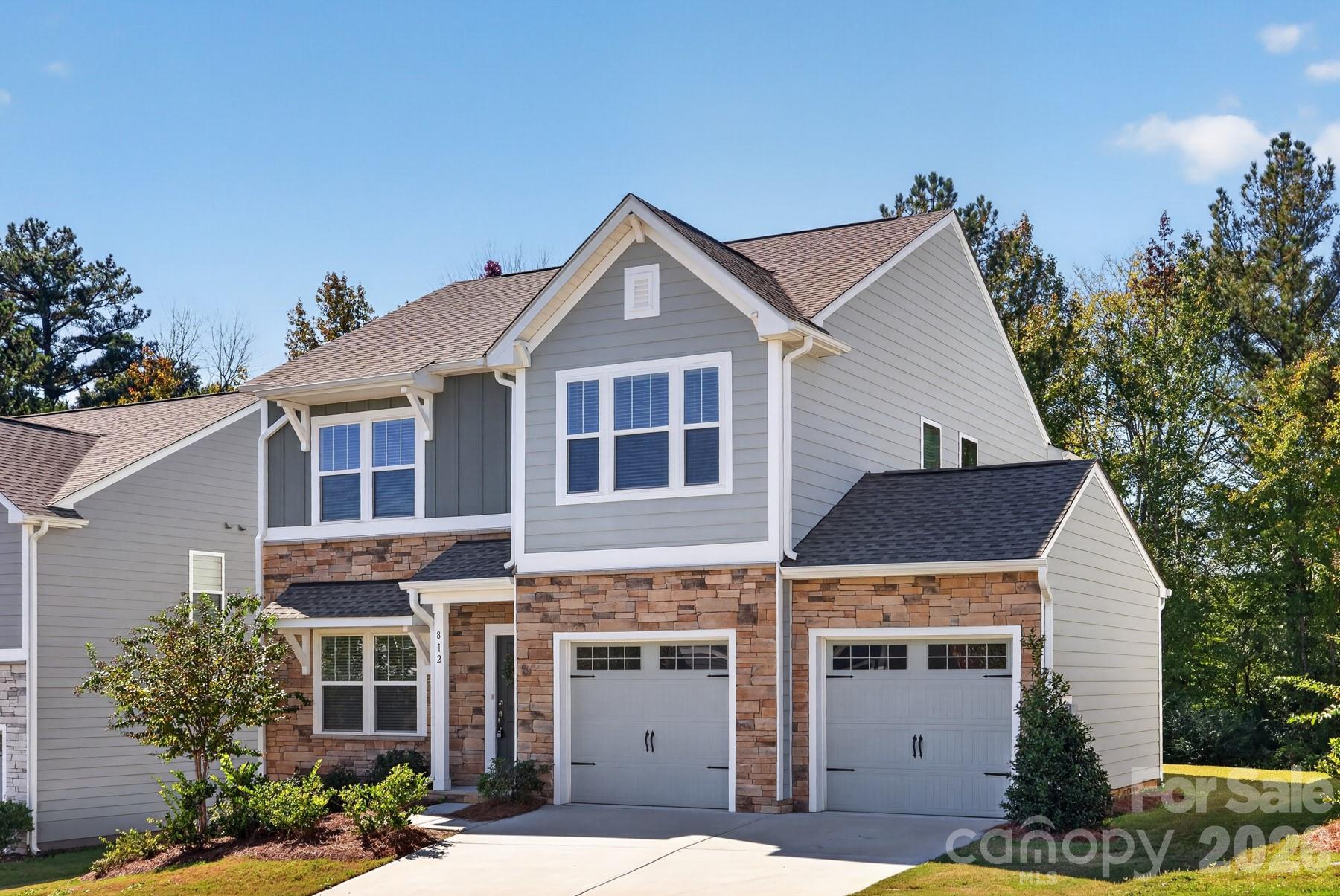 Single Family Residence at 812 Scotch Meadows Loop, Monroe, photo 3 of 33