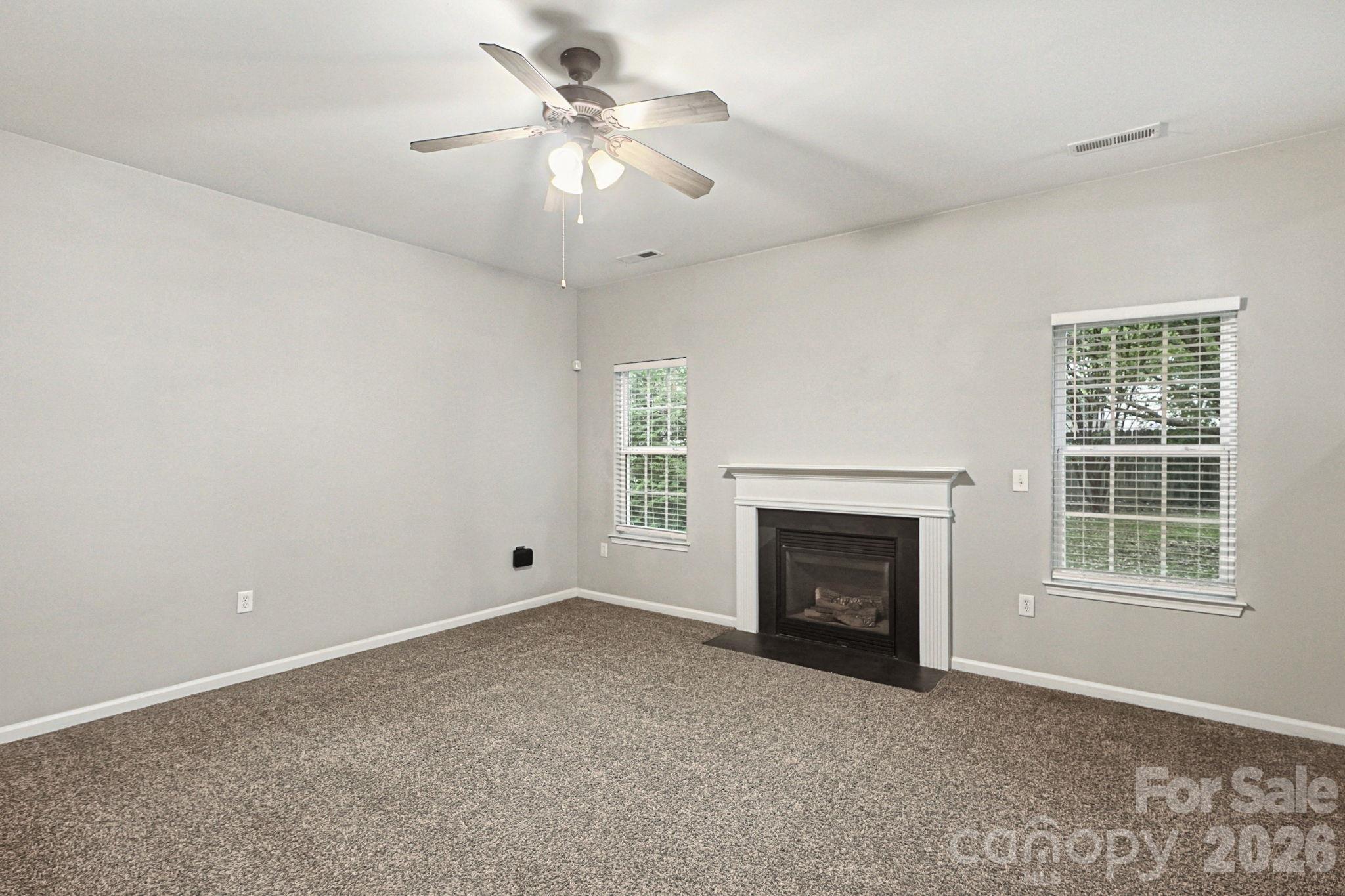Single Family Residence at 3912 Parkers Fry Street, Fort Mill, photo 10 of 36